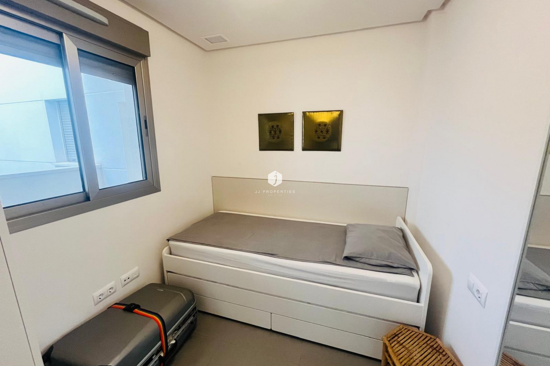 Aus zweiter Hand - Wohnung -
Los Dolses - Inland