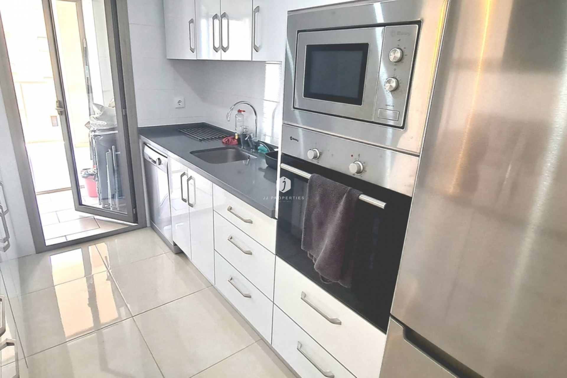 Aus zweiter Hand - Wohnung -
Los Dolses - Inland