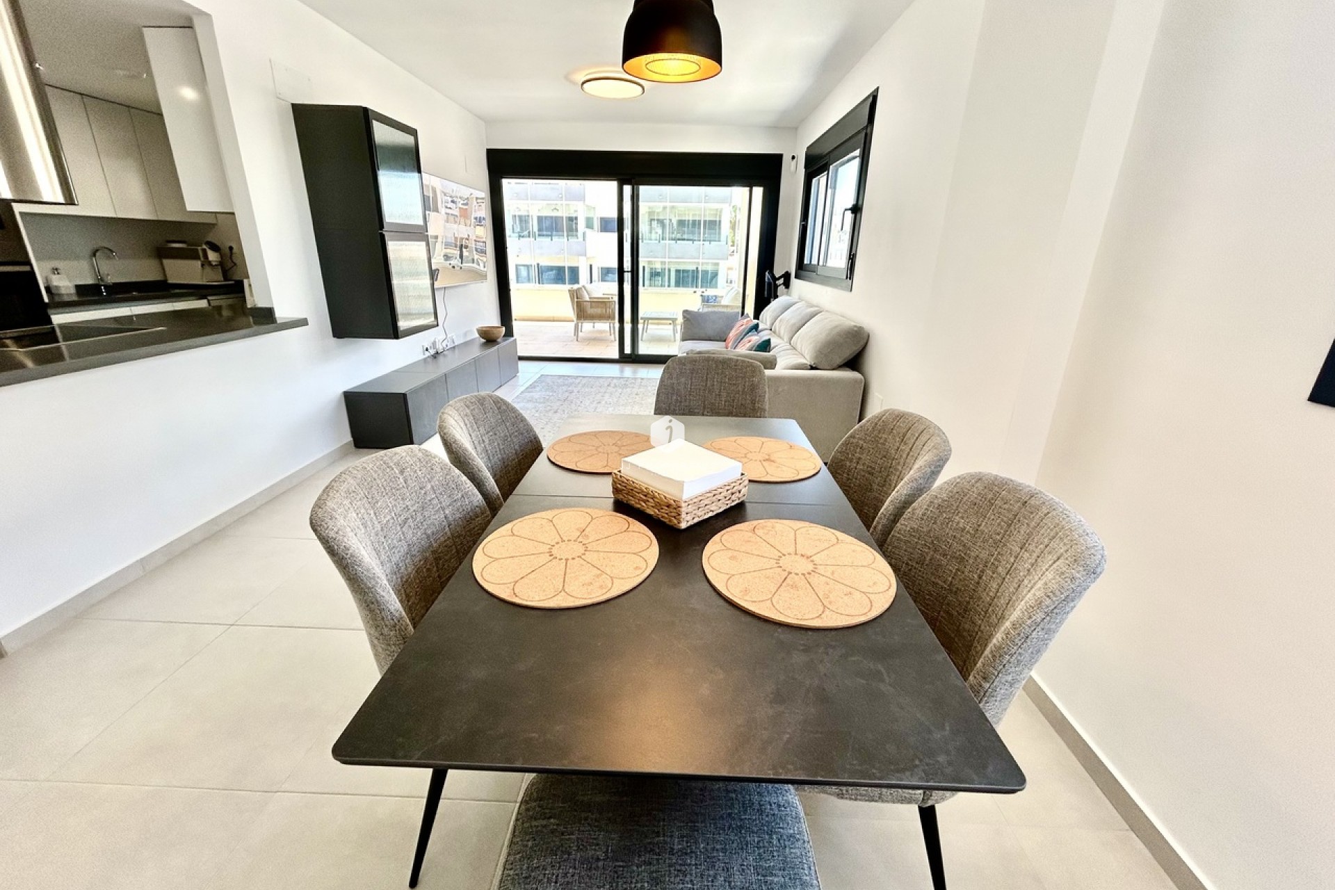 Aus zweiter Hand - Wohnung -
Los Dolses - Inland