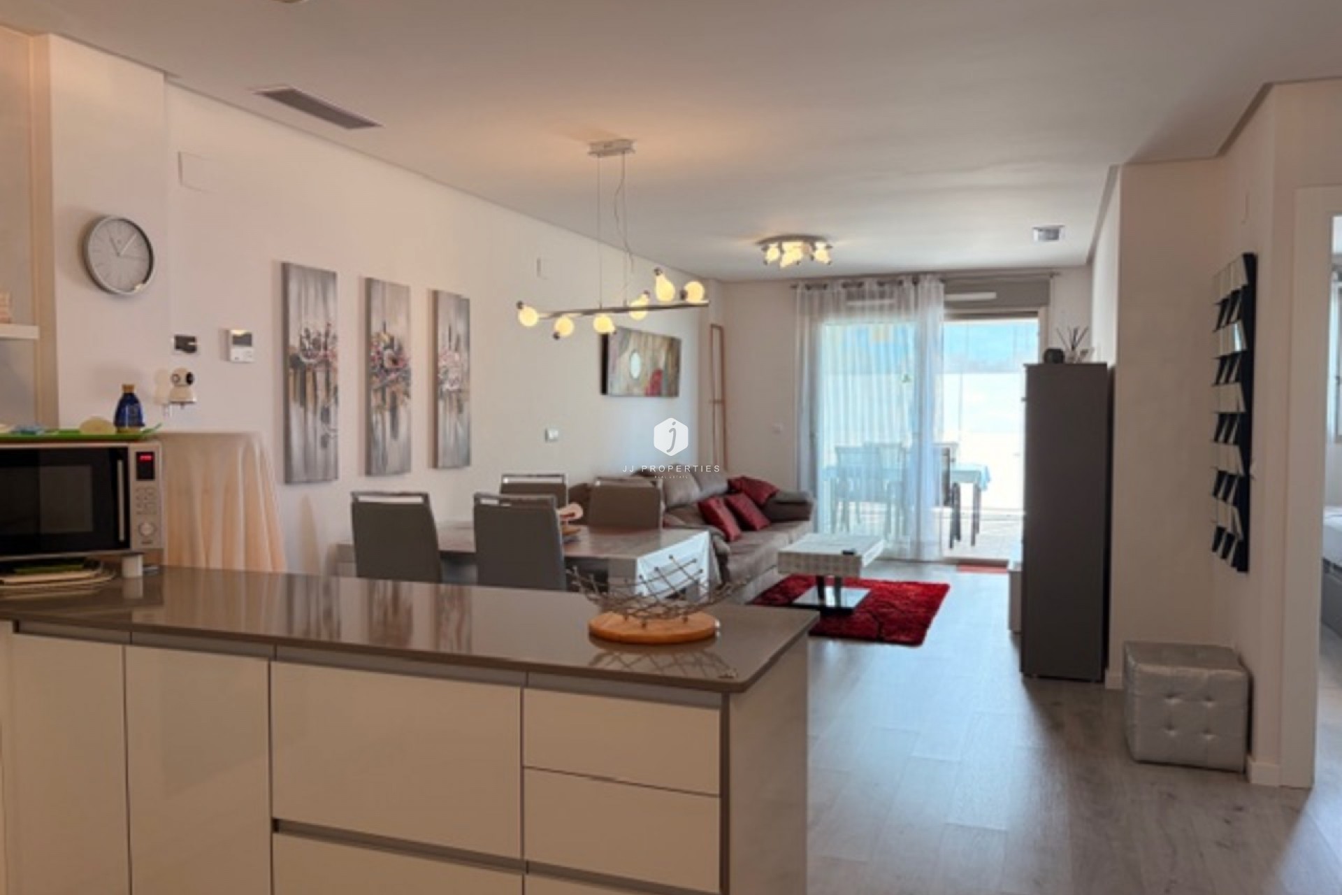 Aus zweiter Hand - Wohnung -
Los Dolses - Inland