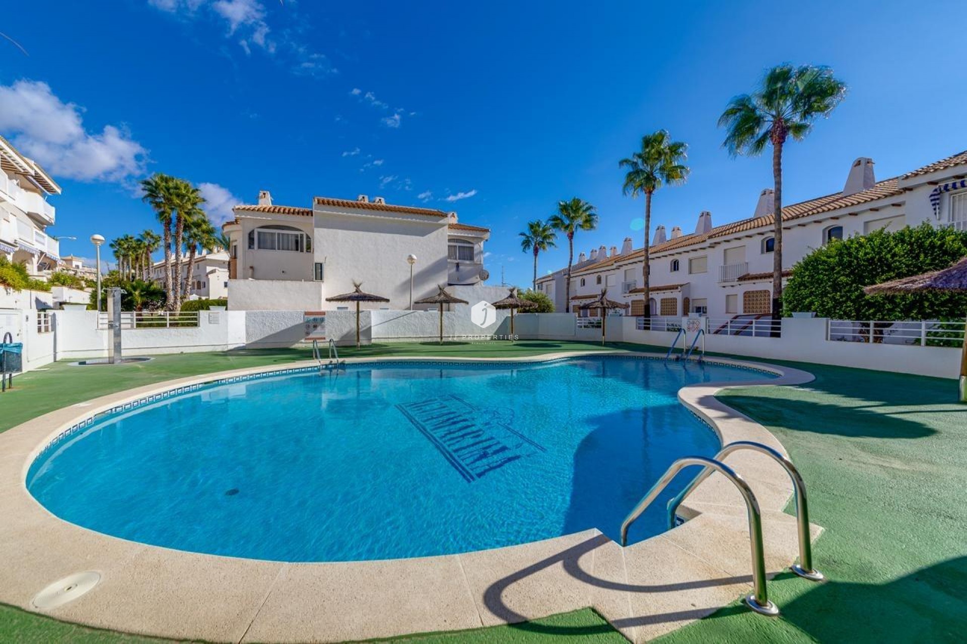 Aus zweiter Hand - Wohnung -
Orihuela Costa - Campoamor