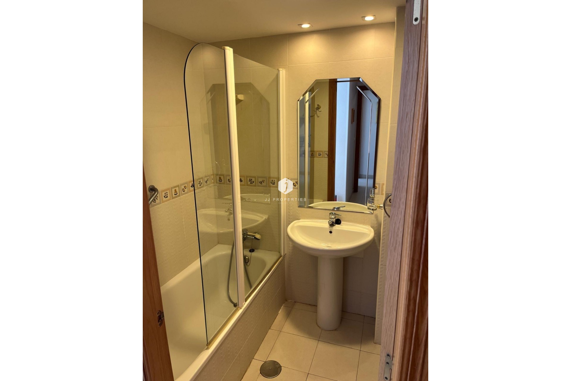 Aus zweiter Hand - Wohnung -
Orihuela Costa - Campoamor