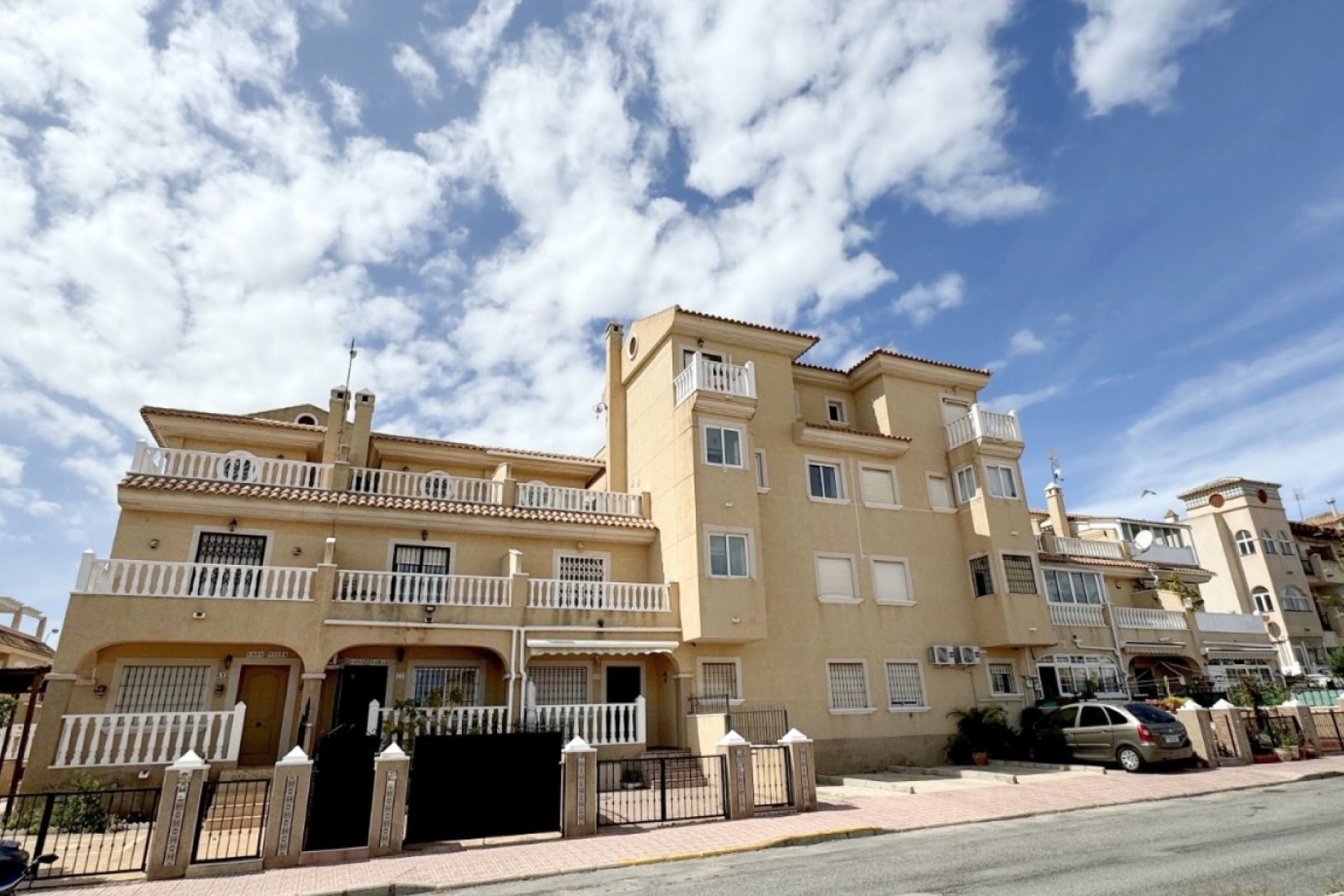 Aus zweiter Hand - Wohnung -
Orihuela Costa - Costa Blanca