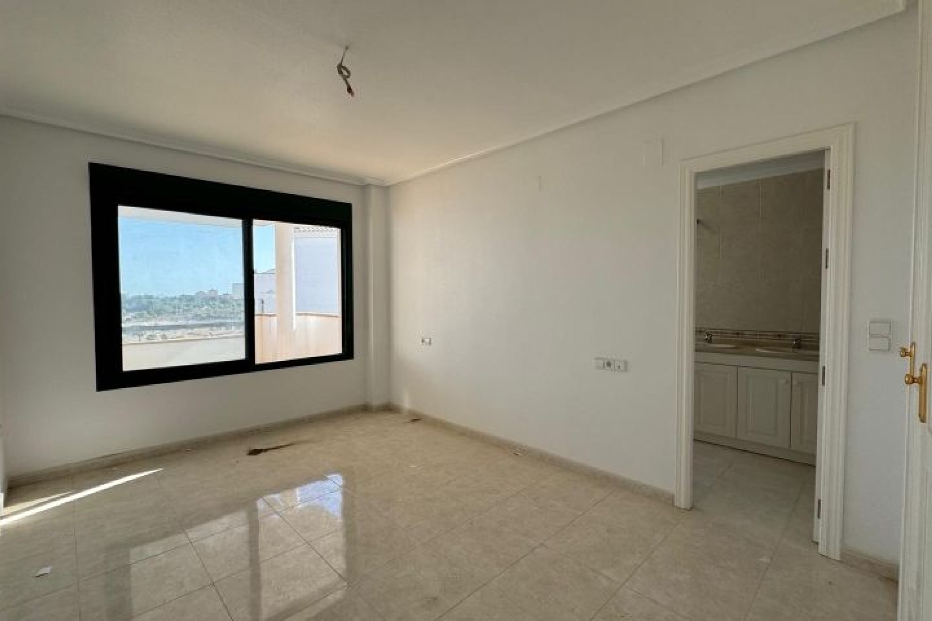 Aus zweiter Hand - Wohnung -
Orihuela Costa - Costa Blanca