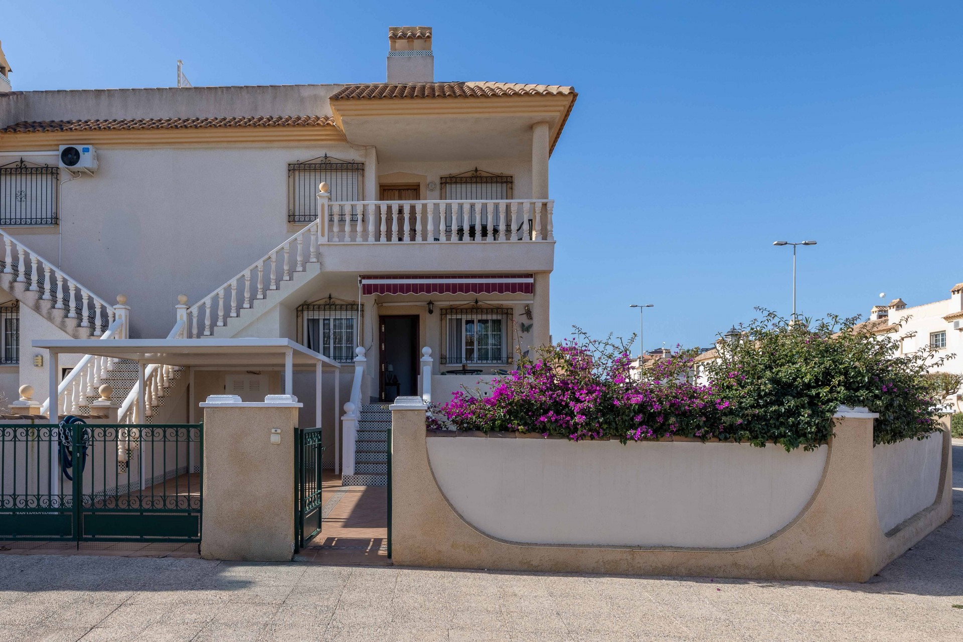 Aus zweiter Hand - Wohnung -
Orihuela Costa - Costa Blanca