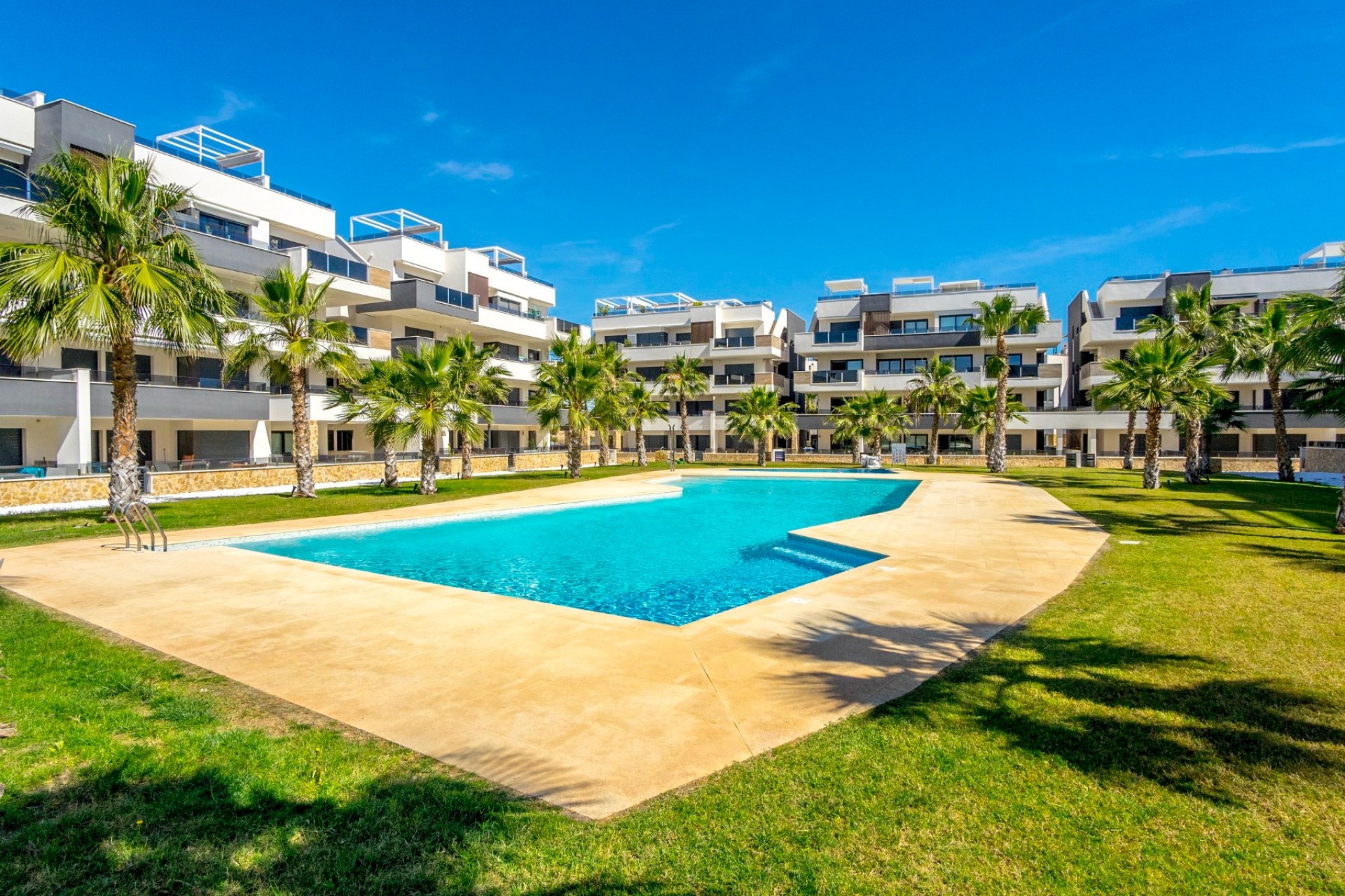 Aus zweiter Hand - Wohnung -
Orihuela Costa - Costa Blanca