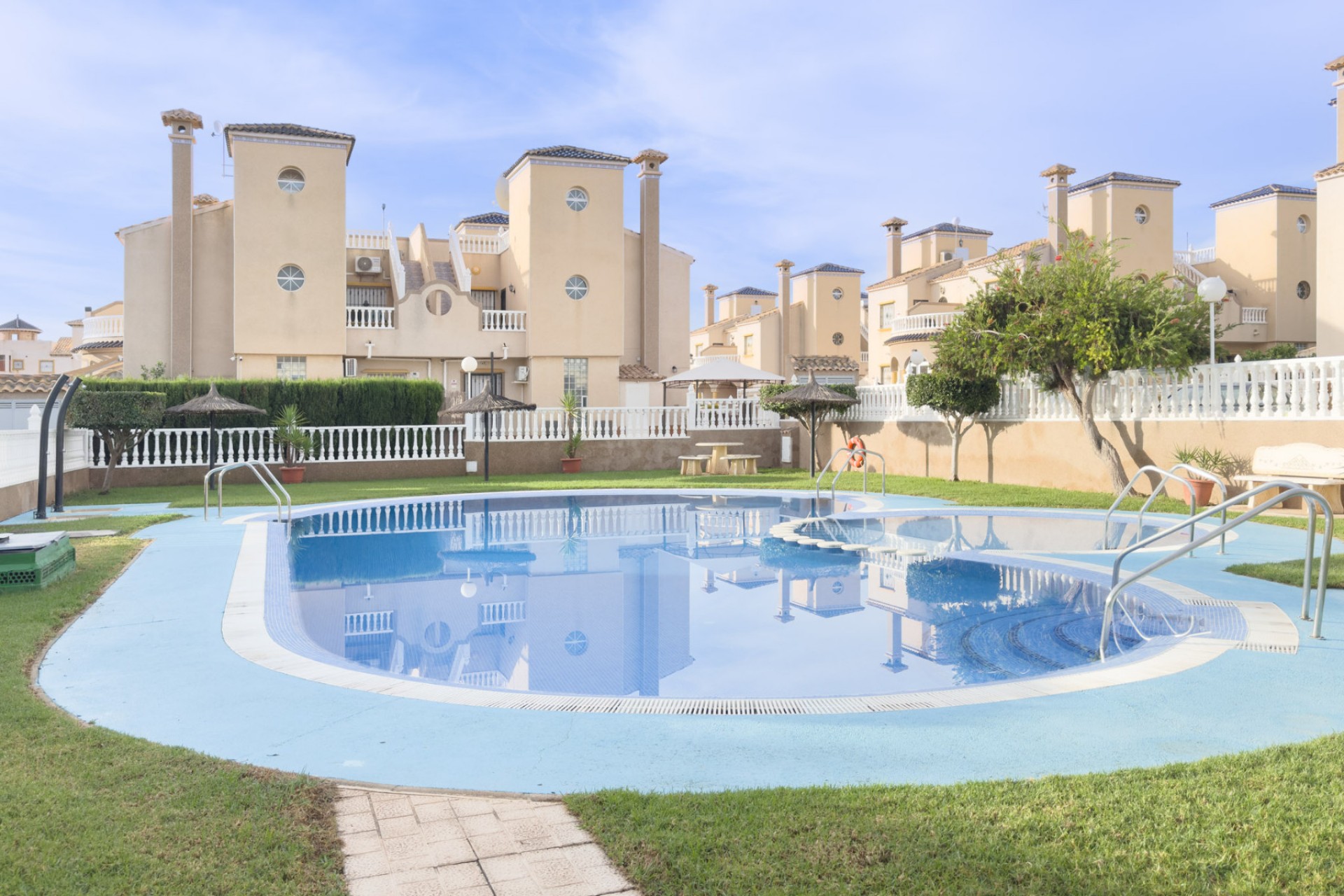 Aus zweiter Hand - Wohnung -
Orihuela Costa - Costa Blanca