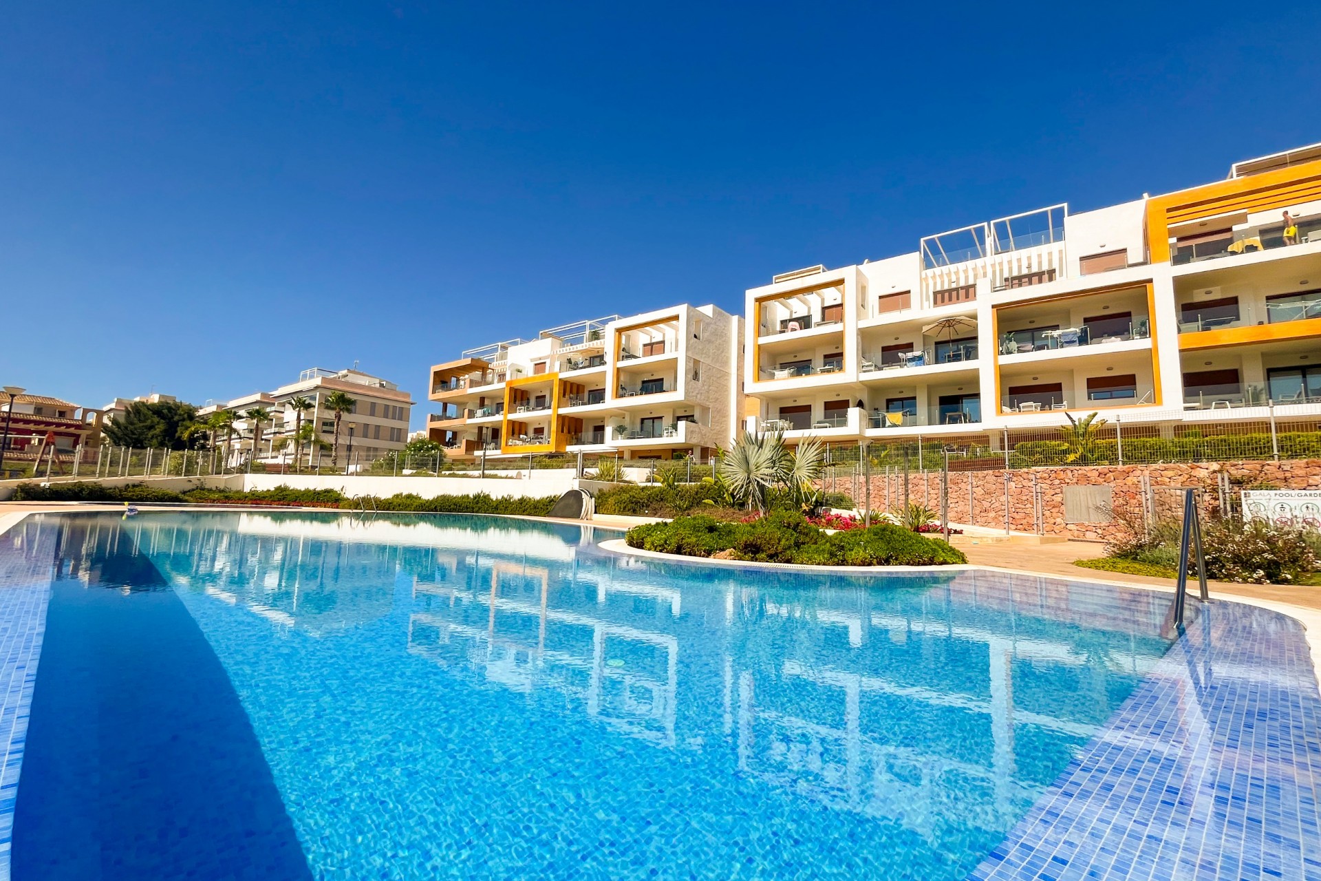 Aus zweiter Hand - Wohnung -
Orihuela Costa - Costa Blanca