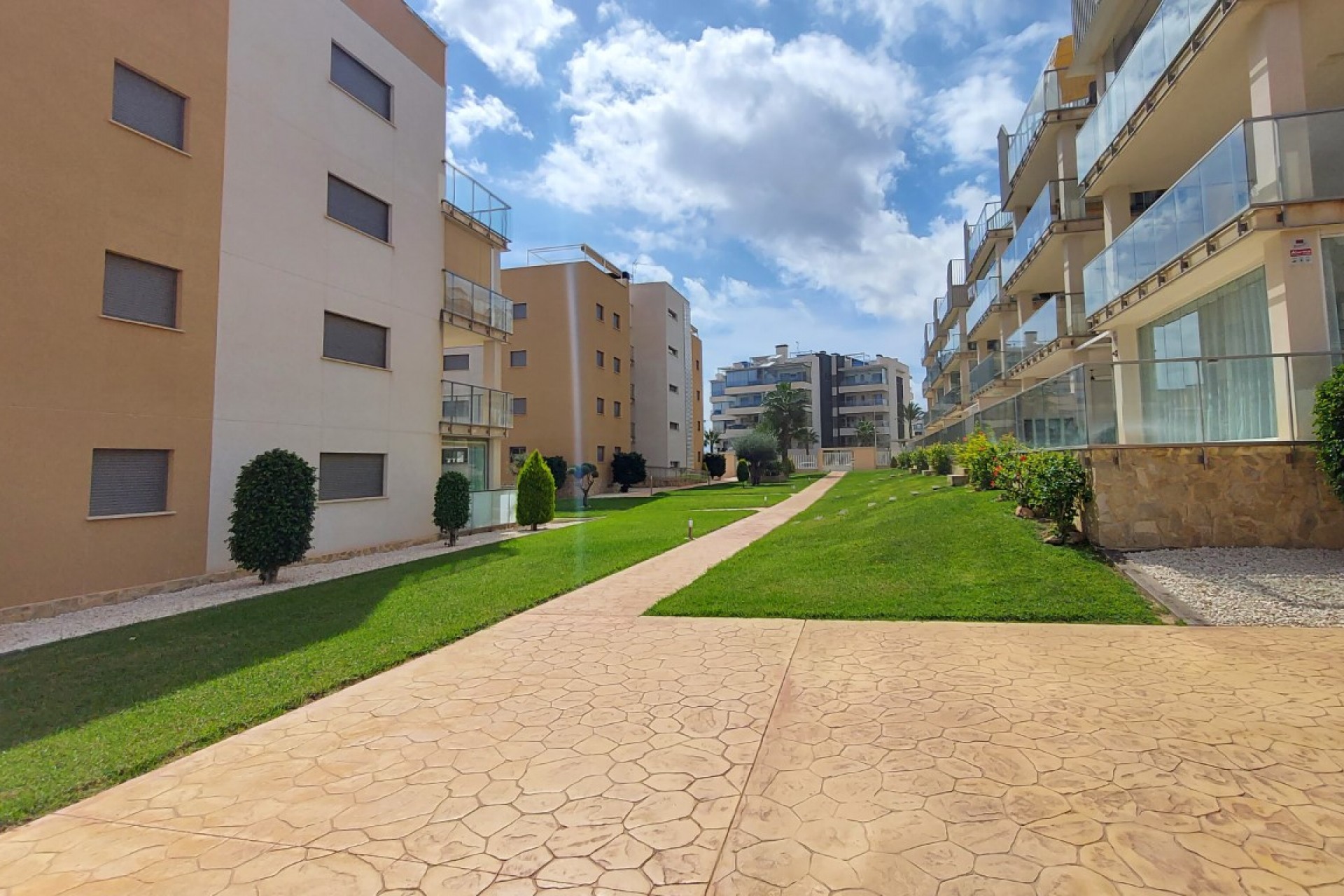 Aus zweiter Hand - Wohnung -
Orihuela Costa - Costa Blanca