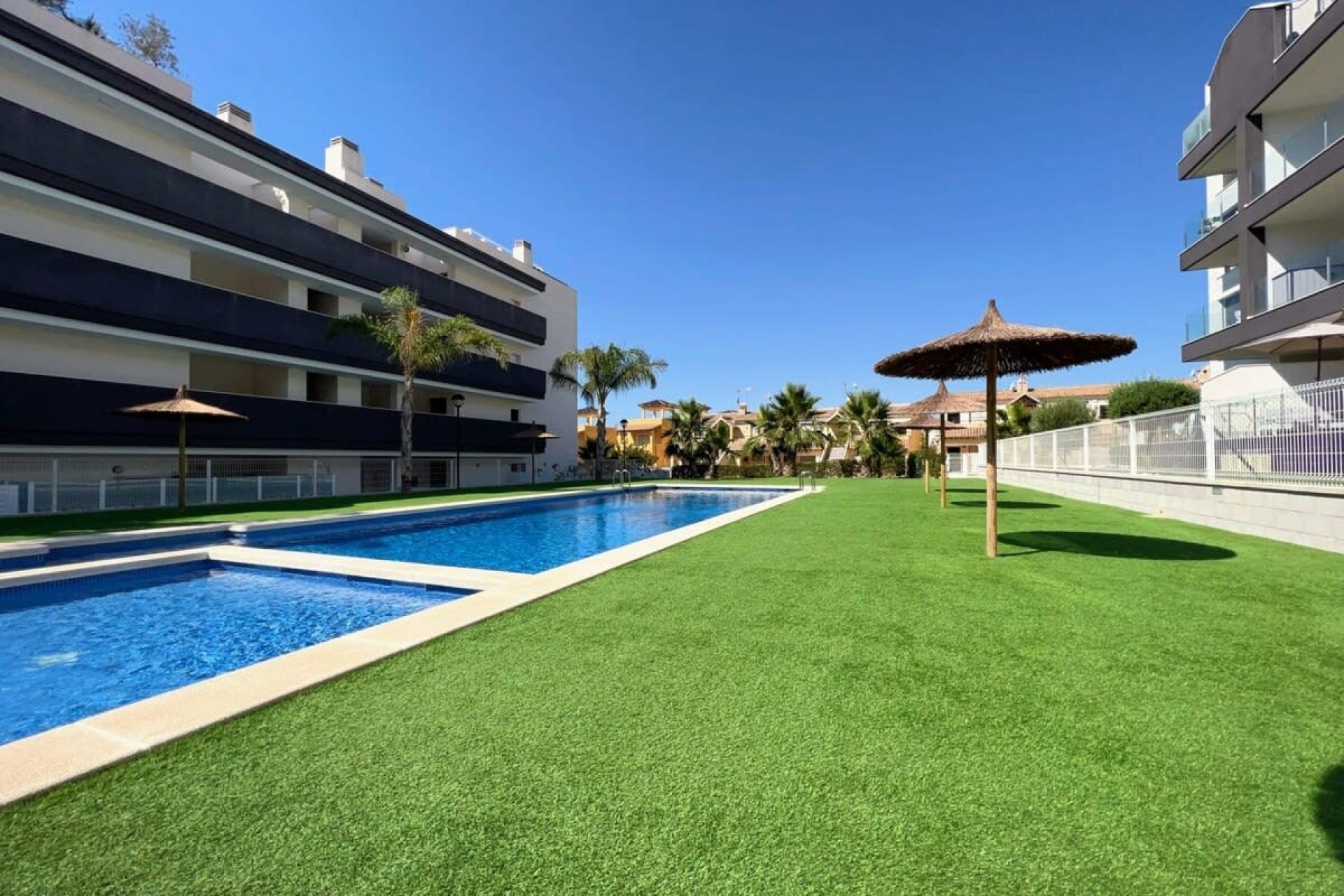 Aus zweiter Hand - Wohnung -
Orihuela Costa - Costa Blanca