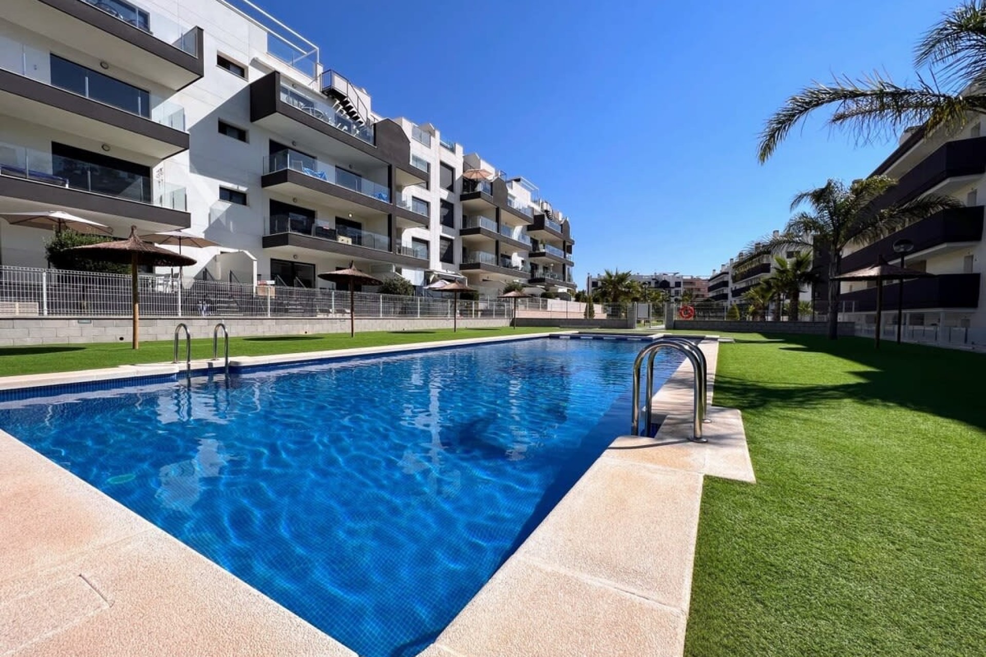 Aus zweiter Hand - Wohnung -
Orihuela Costa - Costa Blanca