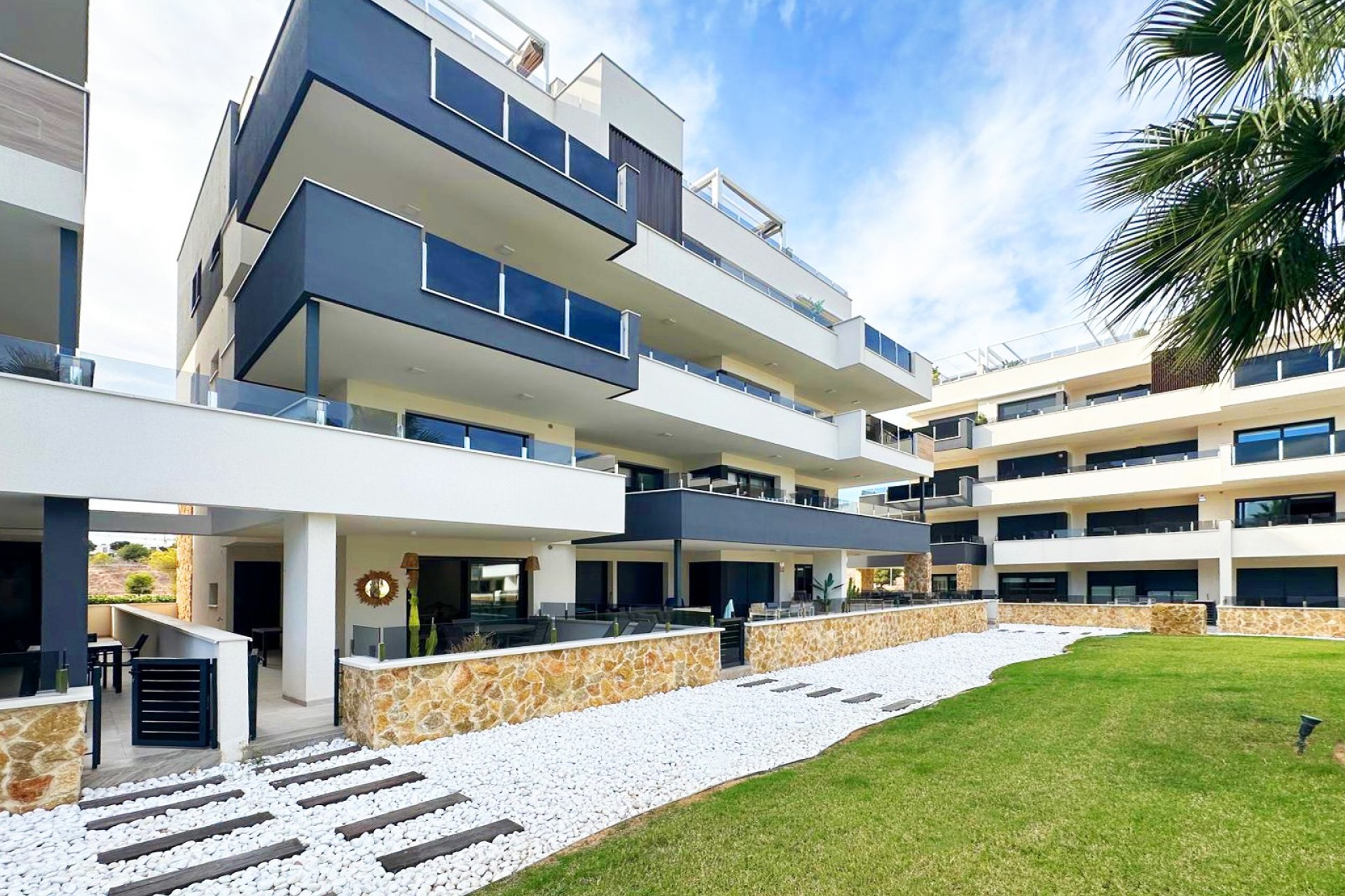 Aus zweiter Hand - Wohnung -
Orihuela Costa - Costa Blanca