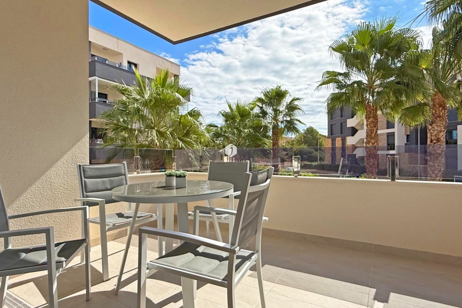 Aus zweiter Hand - Wohnung -
Orihuela Costa - Costa Blanca