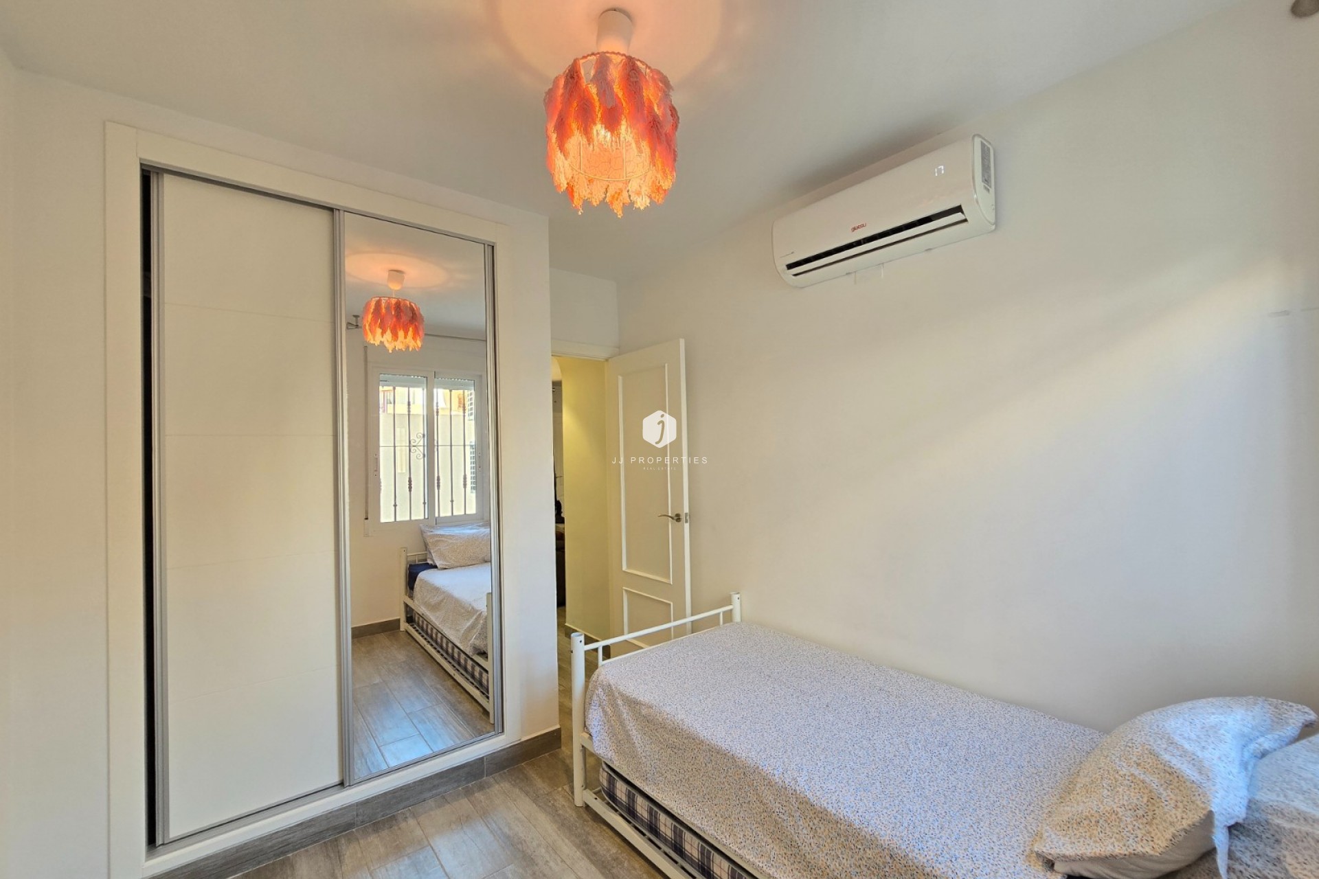 Aus zweiter Hand - Wohnung -
Orihuela Costa - Costa Blanca