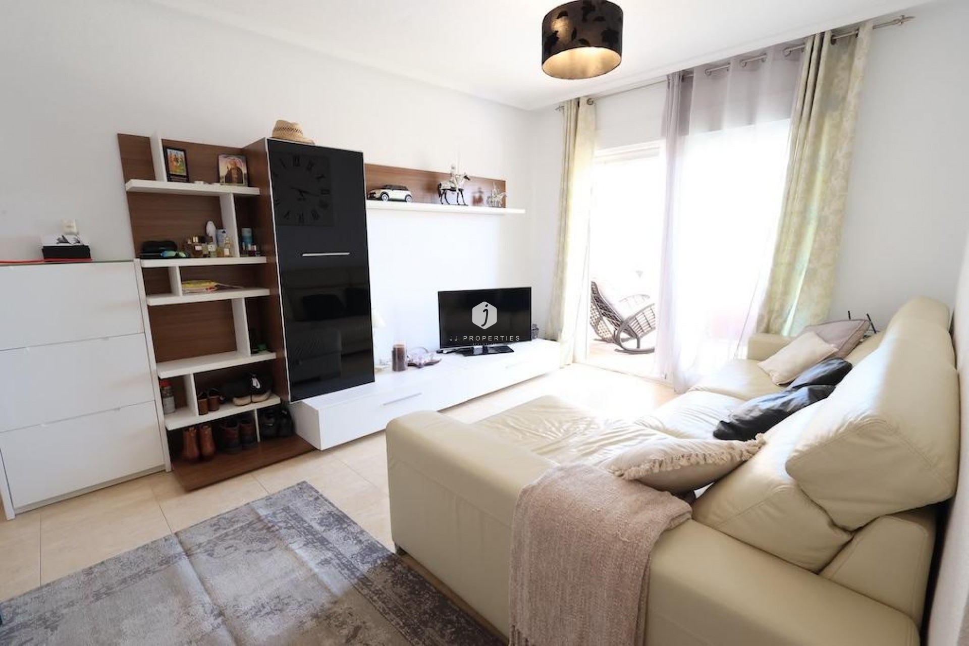 Aus zweiter Hand - Wohnung -
Orihuela Costa - Costa Blanca