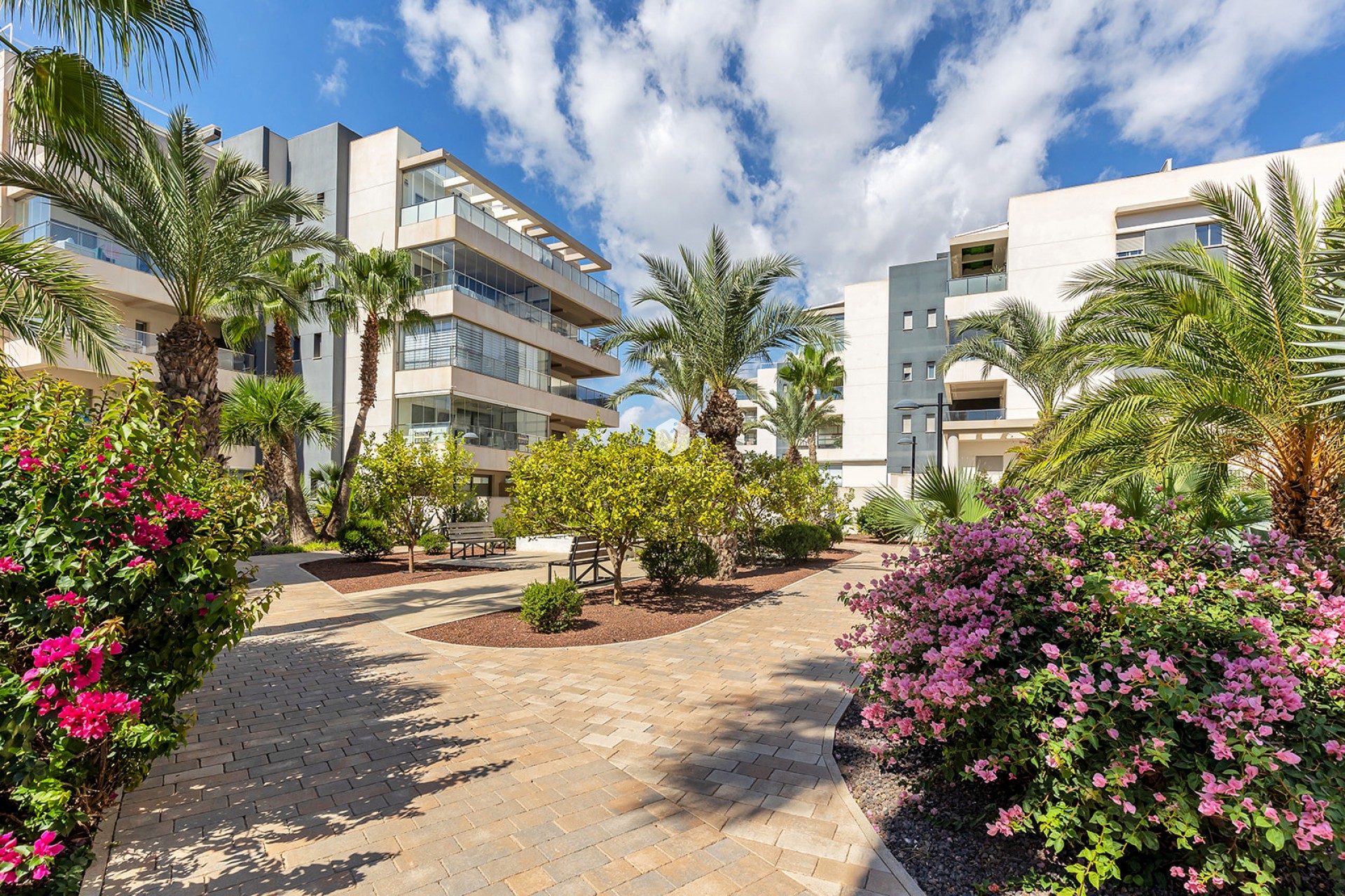 Aus zweiter Hand - Wohnung -
Orihuela Costa - Costa Blanca