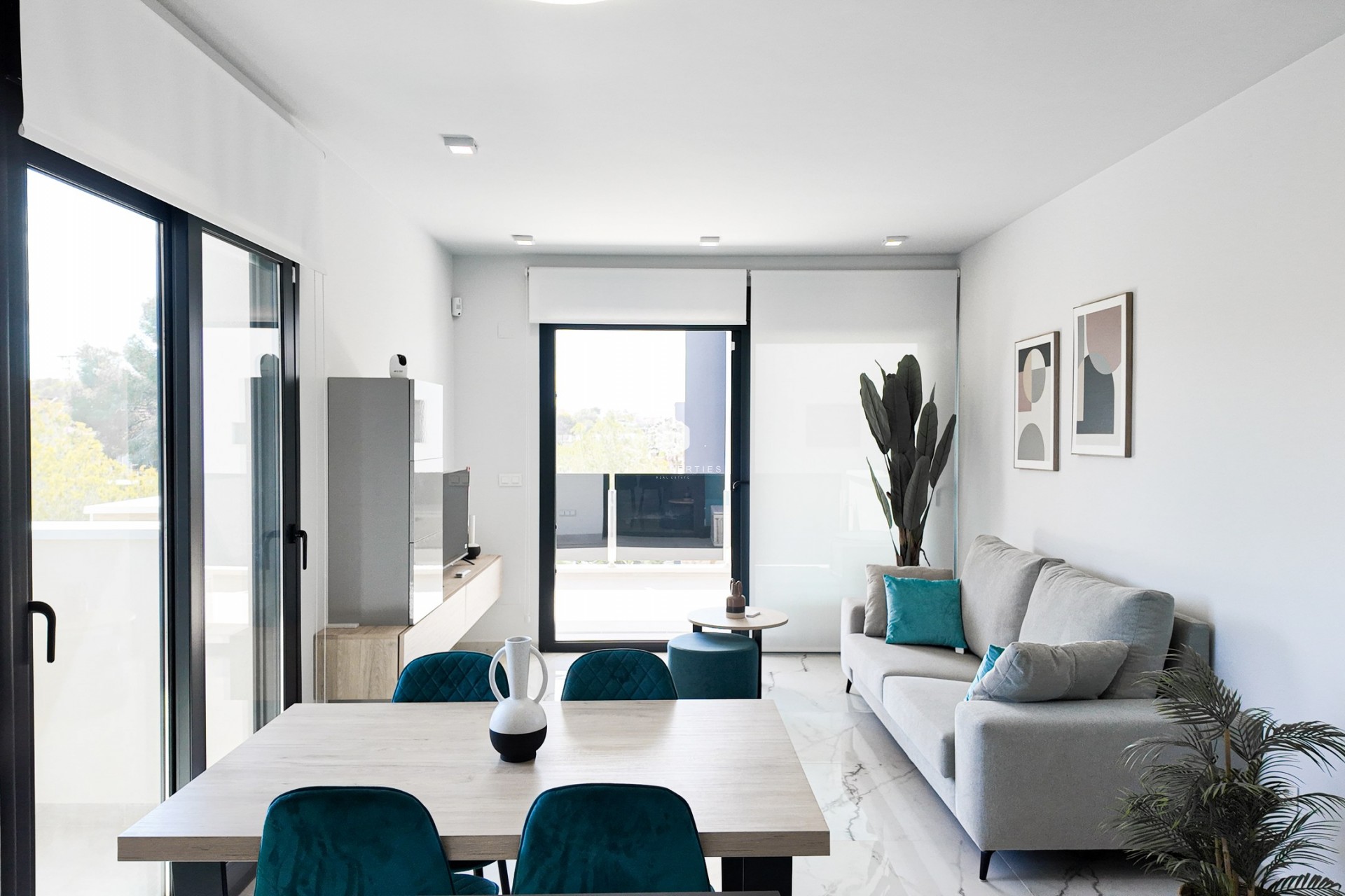 Aus zweiter Hand - Wohnung -
Orihuela Costa - Costa Blanca