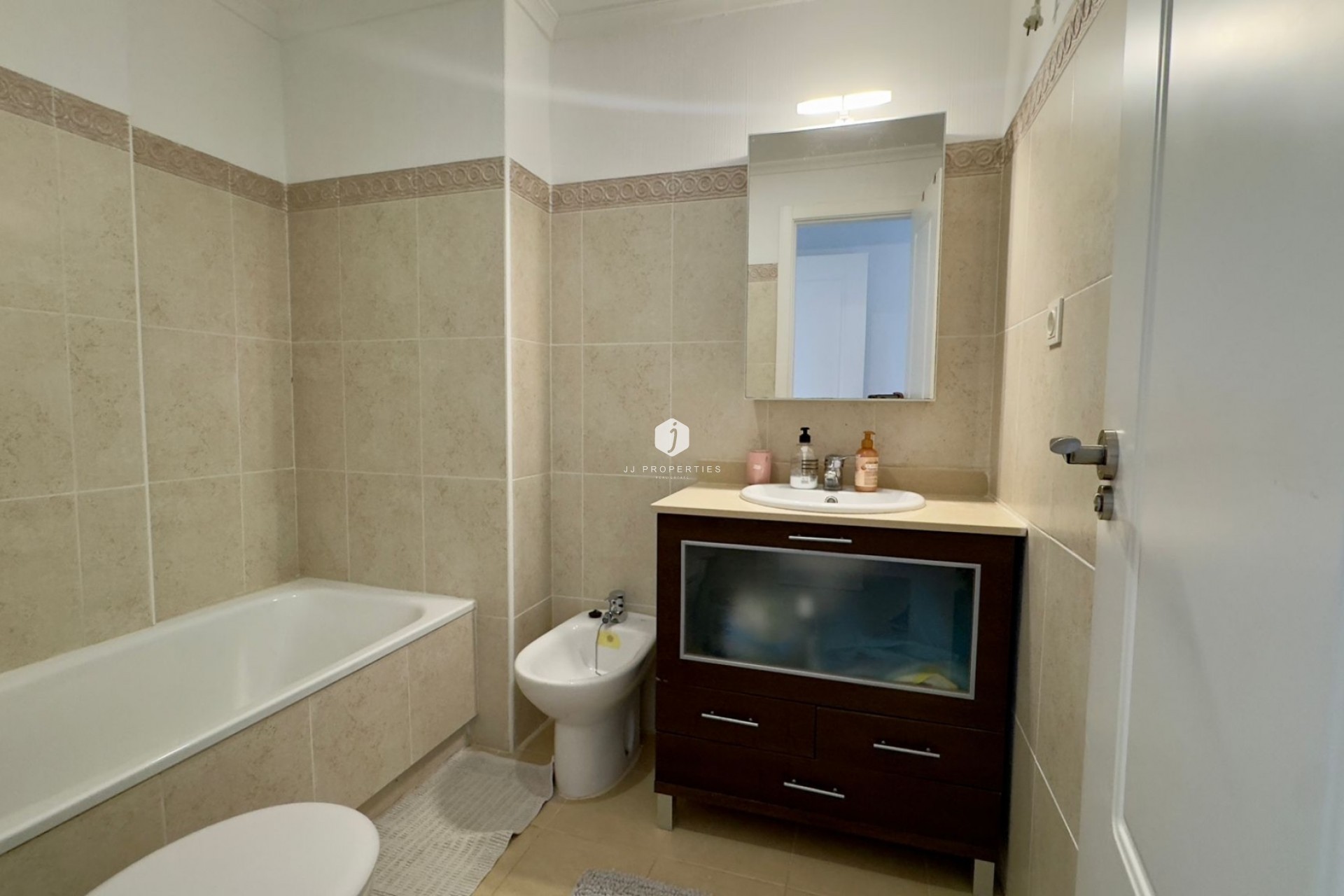 Aus zweiter Hand - Wohnung -
Orihuela Costa - Costa Blanca