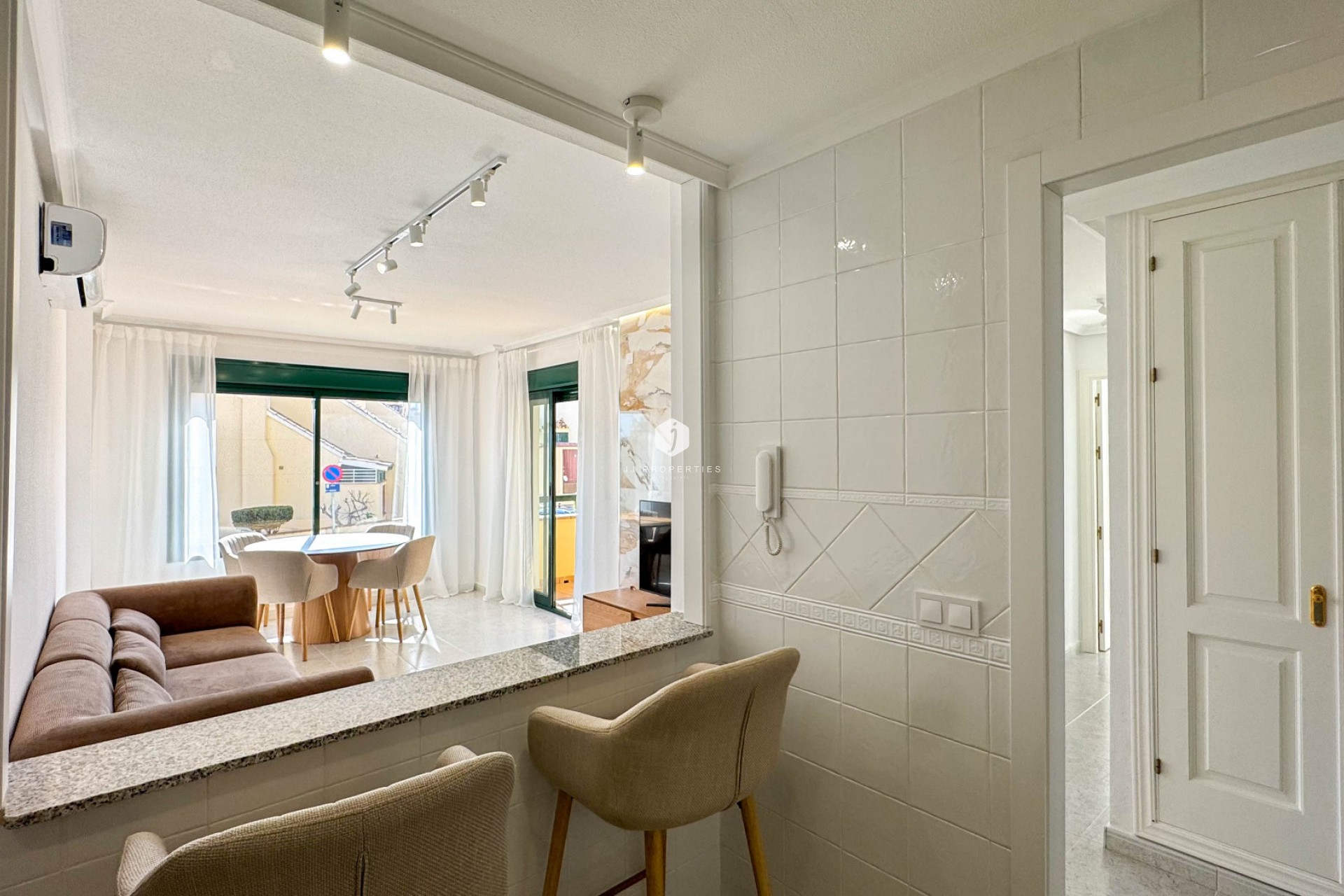 Aus zweiter Hand - Wohnung -
Orihuela Costa - Costa Blanca