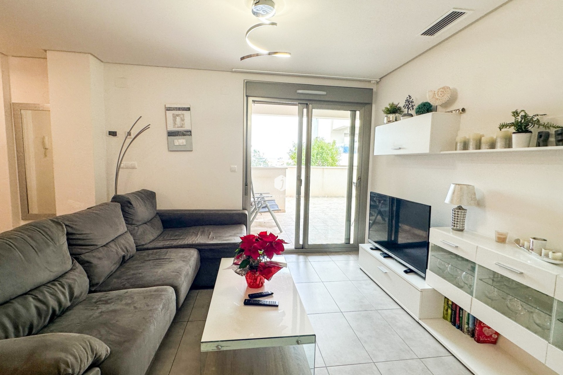 Aus zweiter Hand - Wohnung -
Orihuela Costa - Costa Blanca