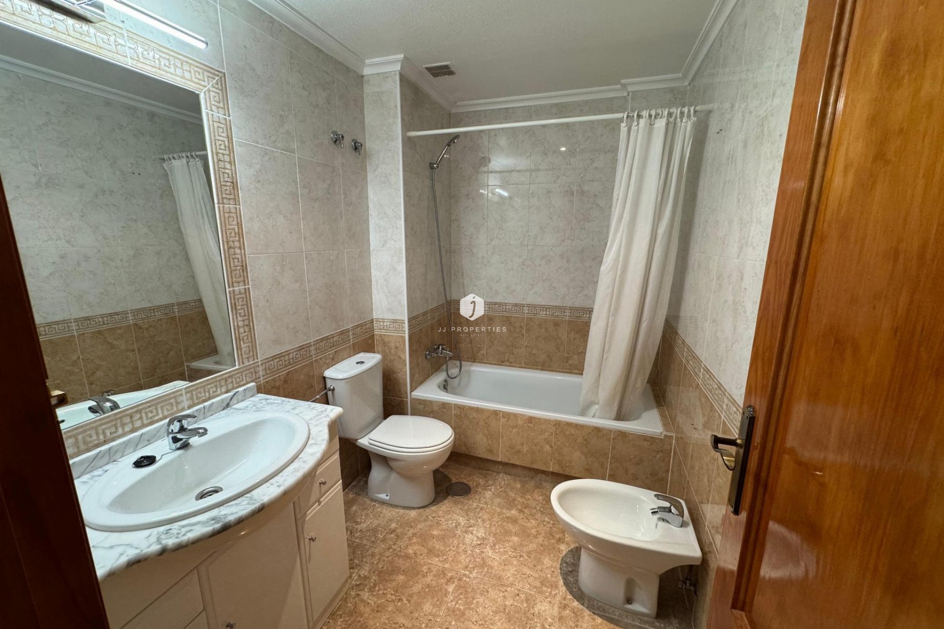 Aus zweiter Hand - Wohnung -
Orihuela Costa - Costa Blanca