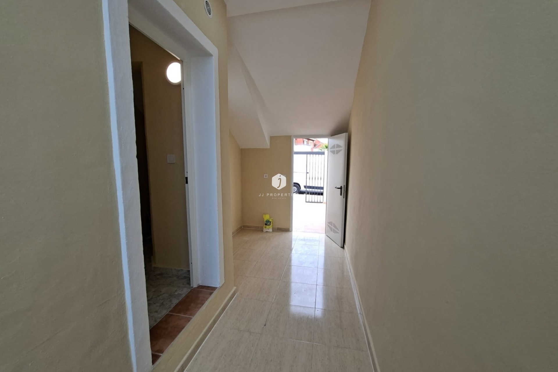 Aus zweiter Hand - Wohnung -
Orihuela Costa - Costa Blanca