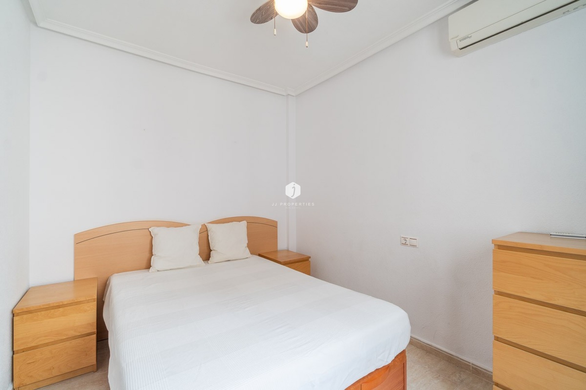 Aus zweiter Hand - Wohnung -
Orihuela Costa - Costa Blanca