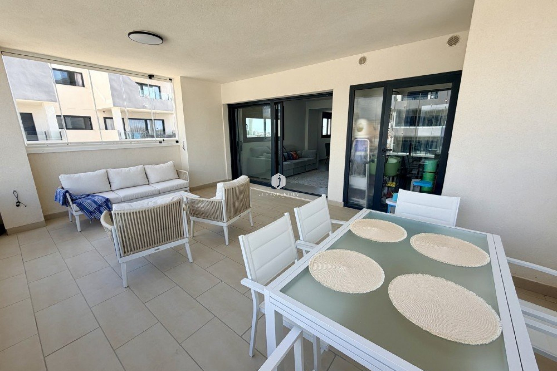 Aus zweiter Hand - Wohnung -
Orihuela Costa - Costa Blanca