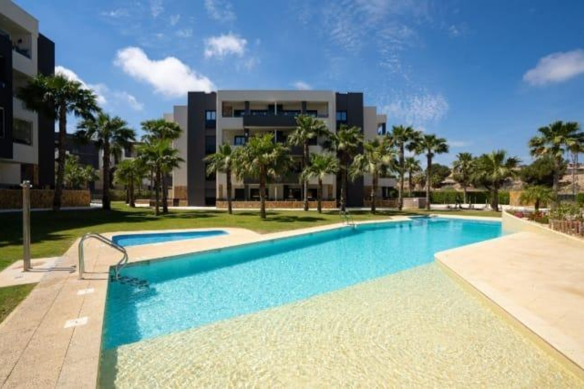 Aus zweiter Hand - Wohnung -
Orihuela Costa - La Florida