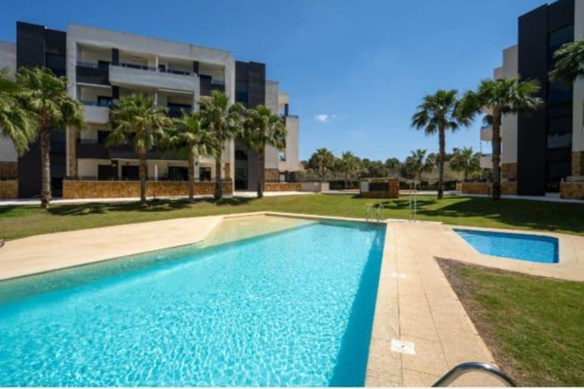 Aus zweiter Hand - Wohnung -
Orihuela Costa - La Florida