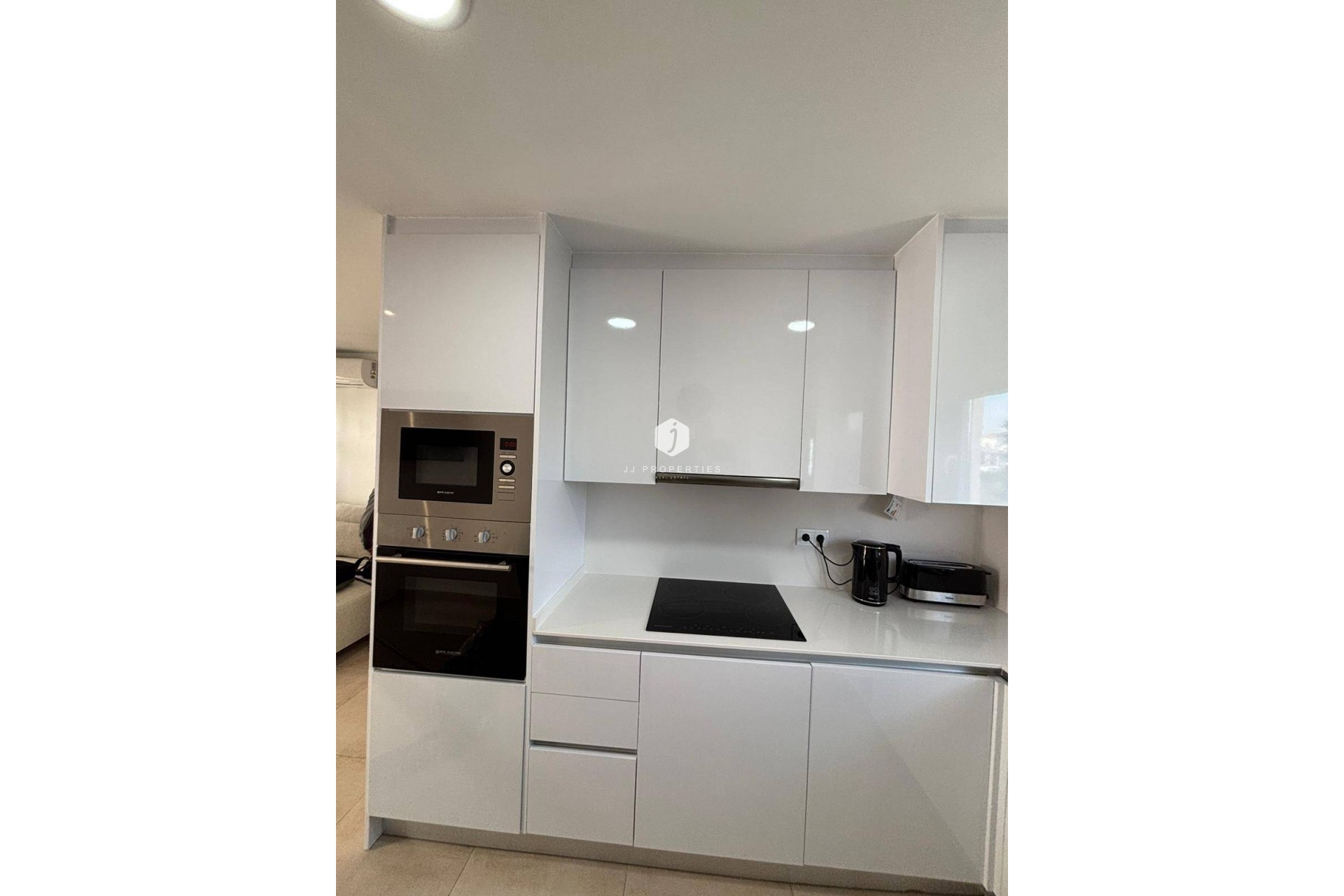 Aus zweiter Hand - Wohnung -
Orihuela Costa - La Regia