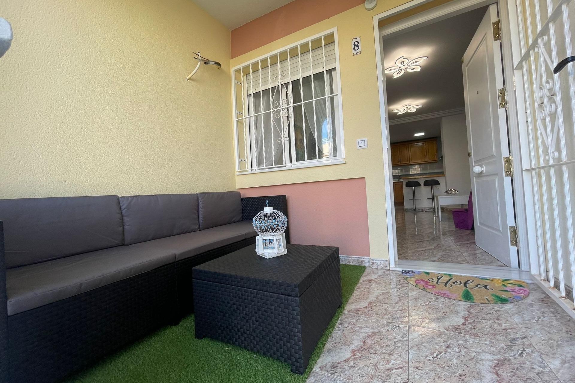 Aus zweiter Hand - Wohnung -
Orihuela Costa - La Zenia