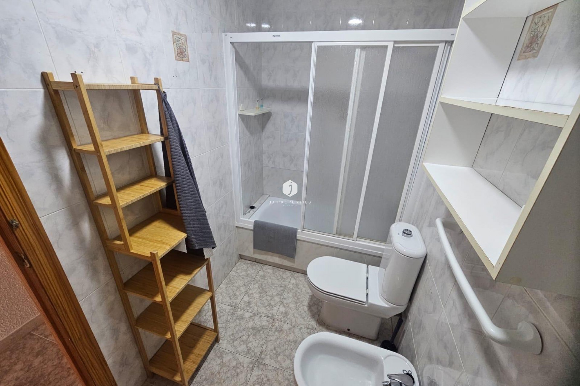 Aus zweiter Hand - Wohnung -
Orihuela Costa - La Zenia