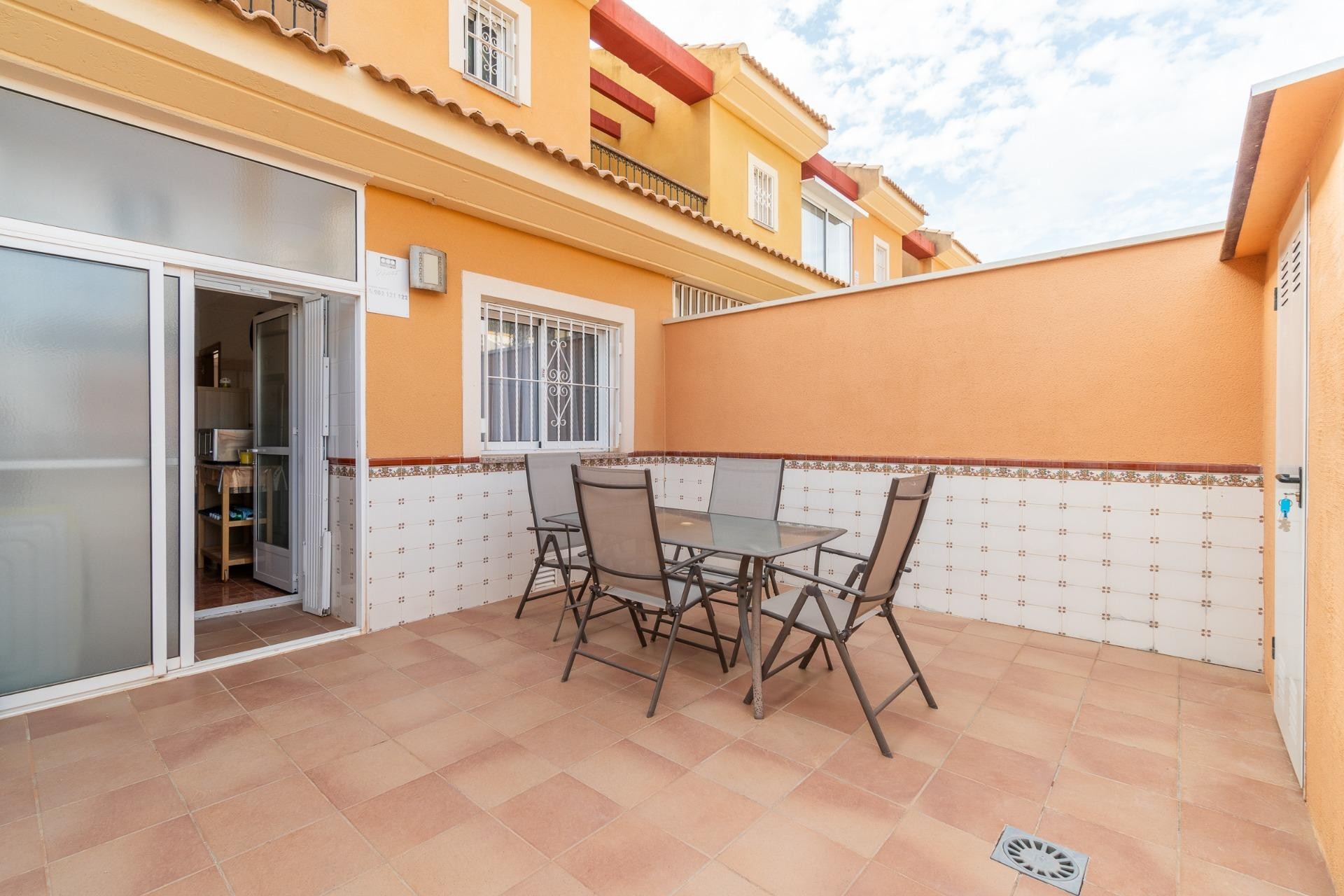 Aus zweiter Hand - Wohnung -
Orihuela Costa - Los Dolses