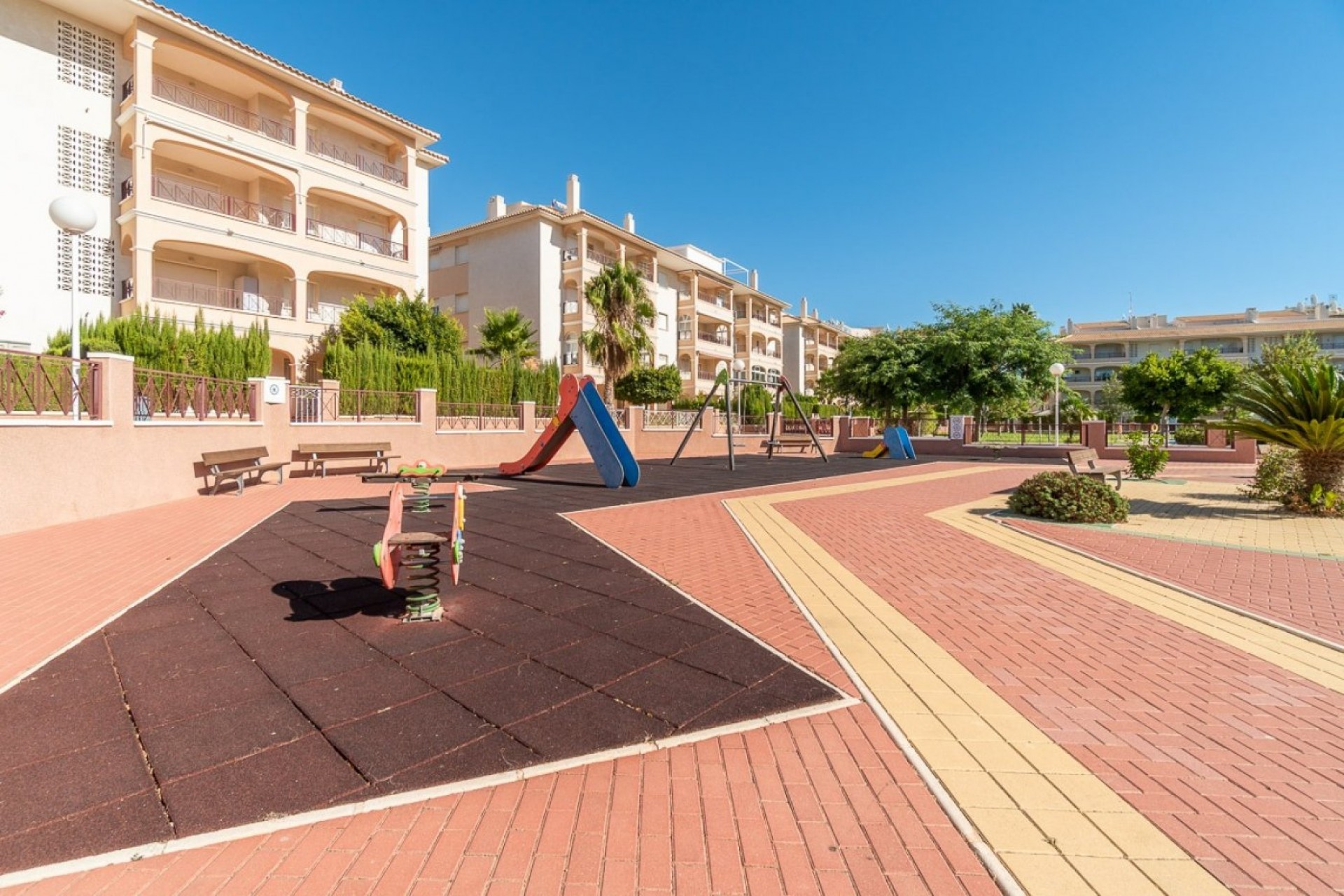 Aus zweiter Hand - Wohnung -
Orihuela Costa - Playa Flamenca