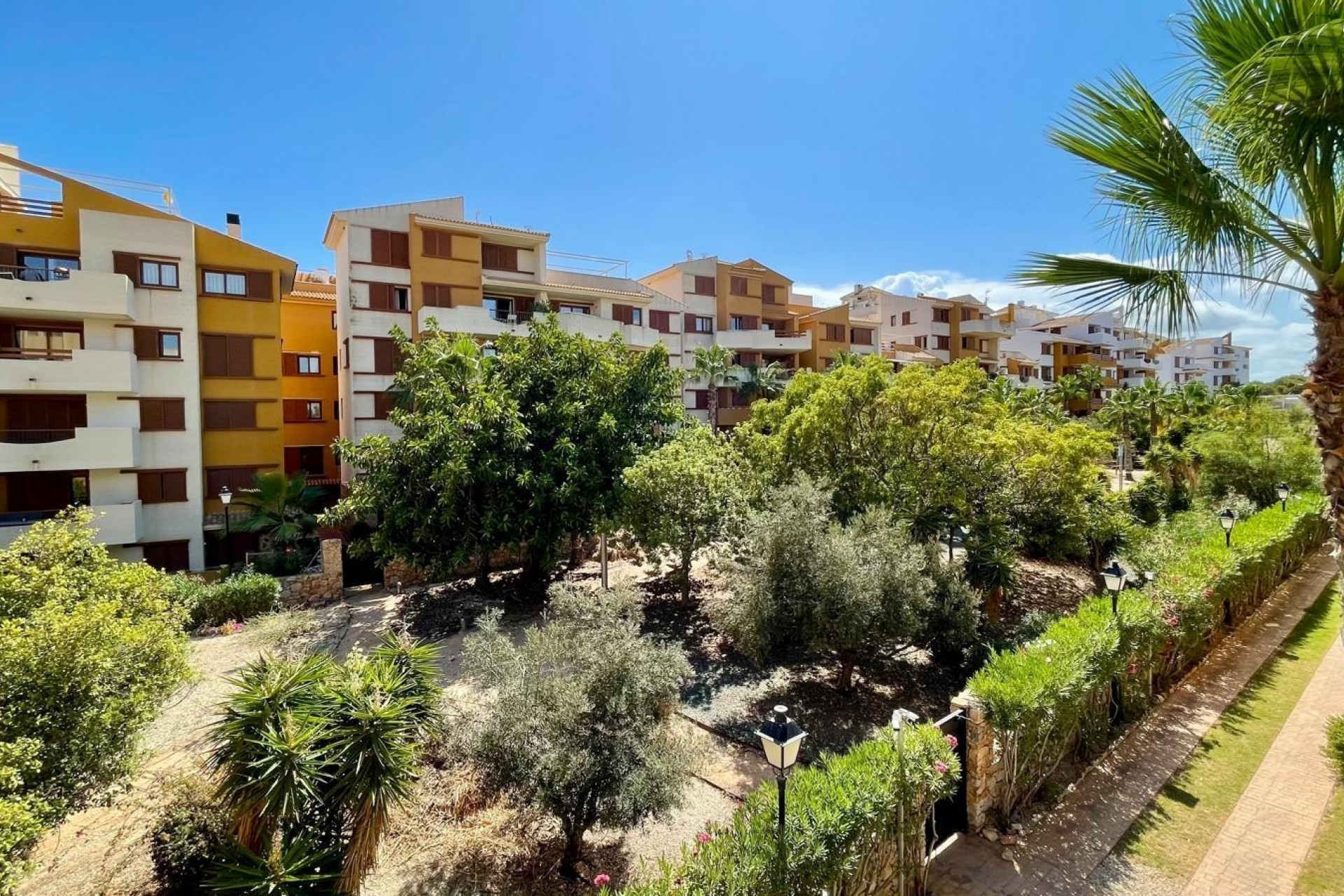 Aus zweiter Hand - Wohnung -
Orihuela Costa - Punta Prima