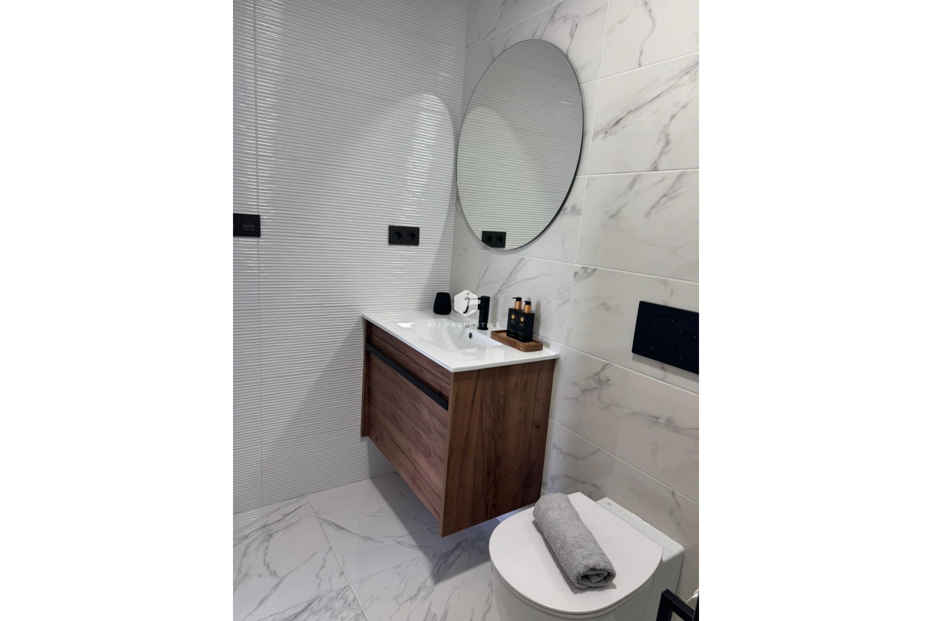 Aus zweiter Hand - Wohnung -
Orihuela Costa - Rocio Del Mar