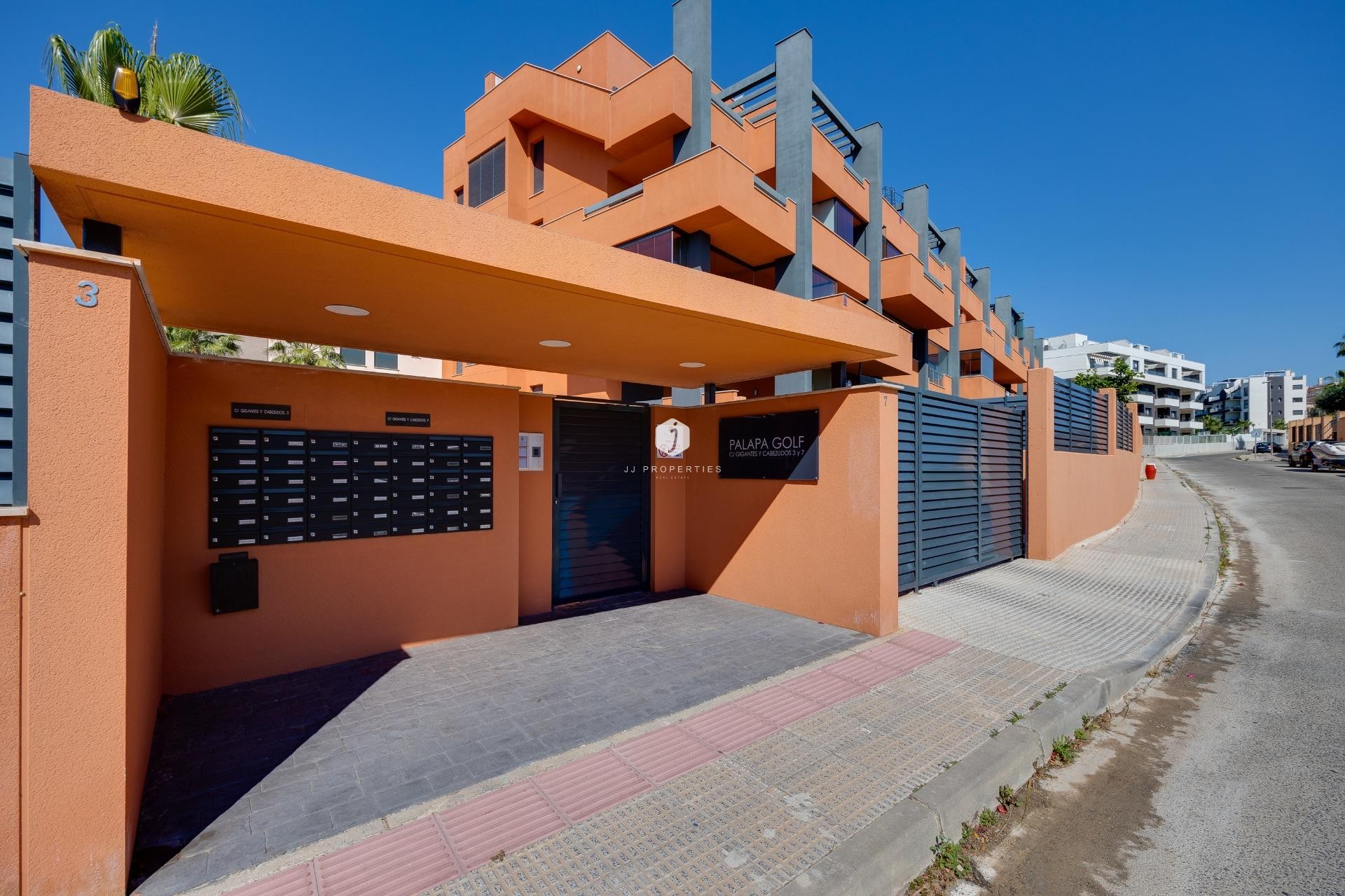 Aus zweiter Hand - Wohnung -
Orihuela Costa - Villamartín-las Filipinas