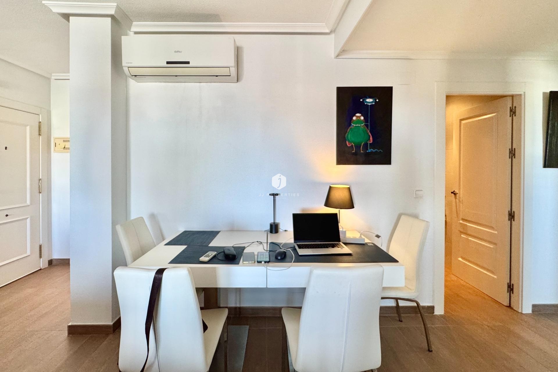 Aus zweiter Hand - Wohnung -
Orihuela Costa - Villamartín-las Filipinas