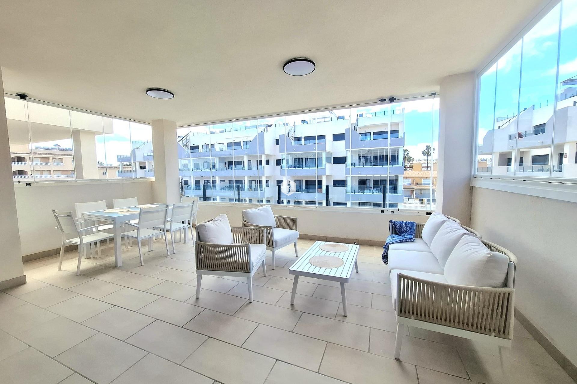 Aus zweiter Hand - Wohnung -
Orihuela Costa - Villamartín