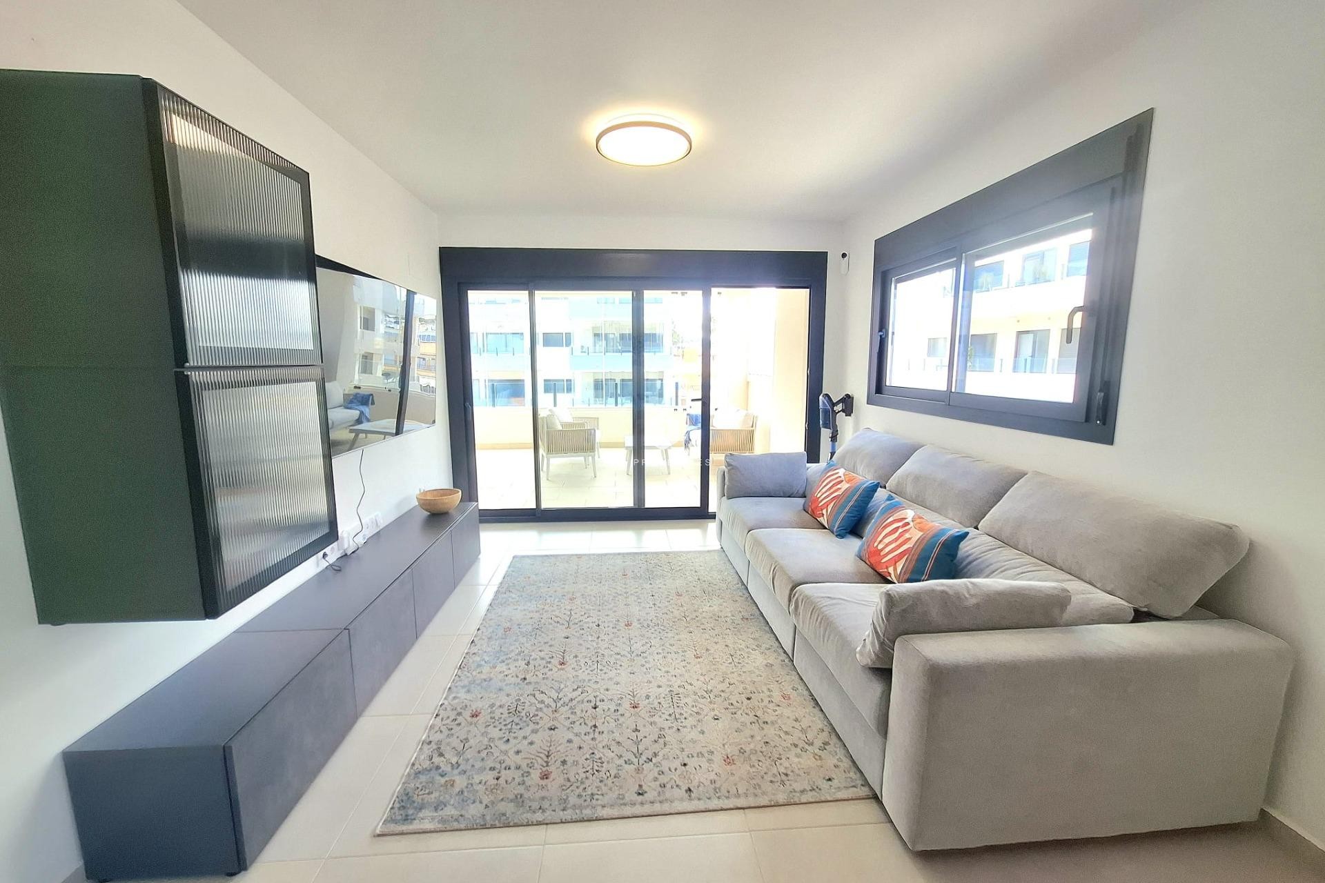 Aus zweiter Hand - Wohnung -
Orihuela Costa - Villamartín
