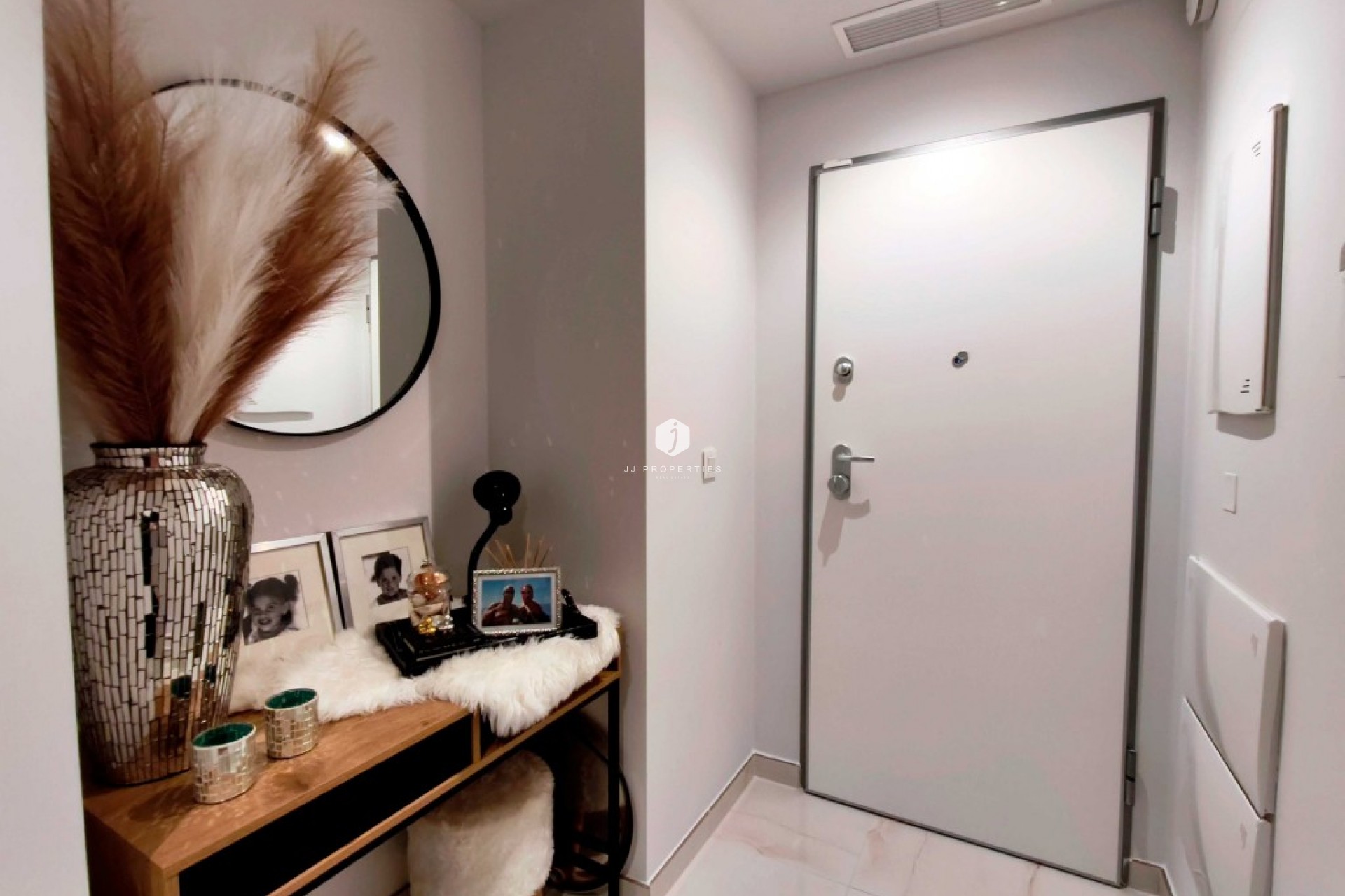 Aus zweiter Hand - Wohnung -
Playa Flamenca - Costa Blanca