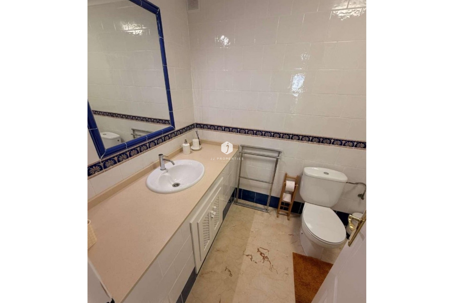 Aus zweiter Hand - Wohnung -
Playa Flamenca - Costa Blanca