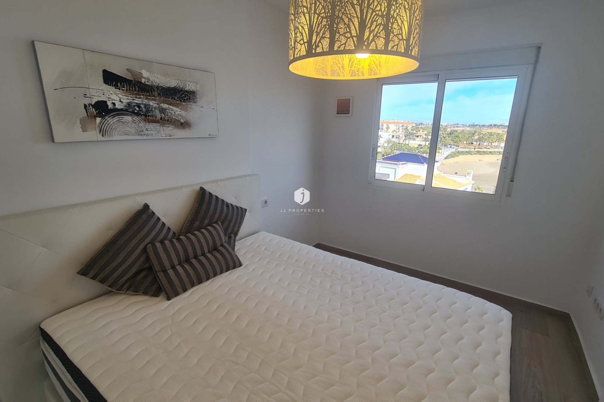 Aus zweiter Hand - Wohnung -
Playa Flamenca - Costa Blanca