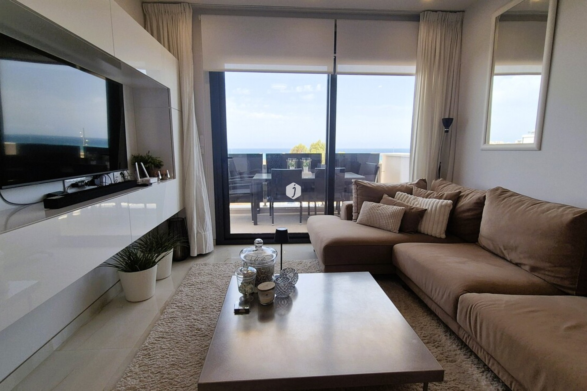 Aus zweiter Hand - Wohnung -
Playa Flamenca - Costa Blanca