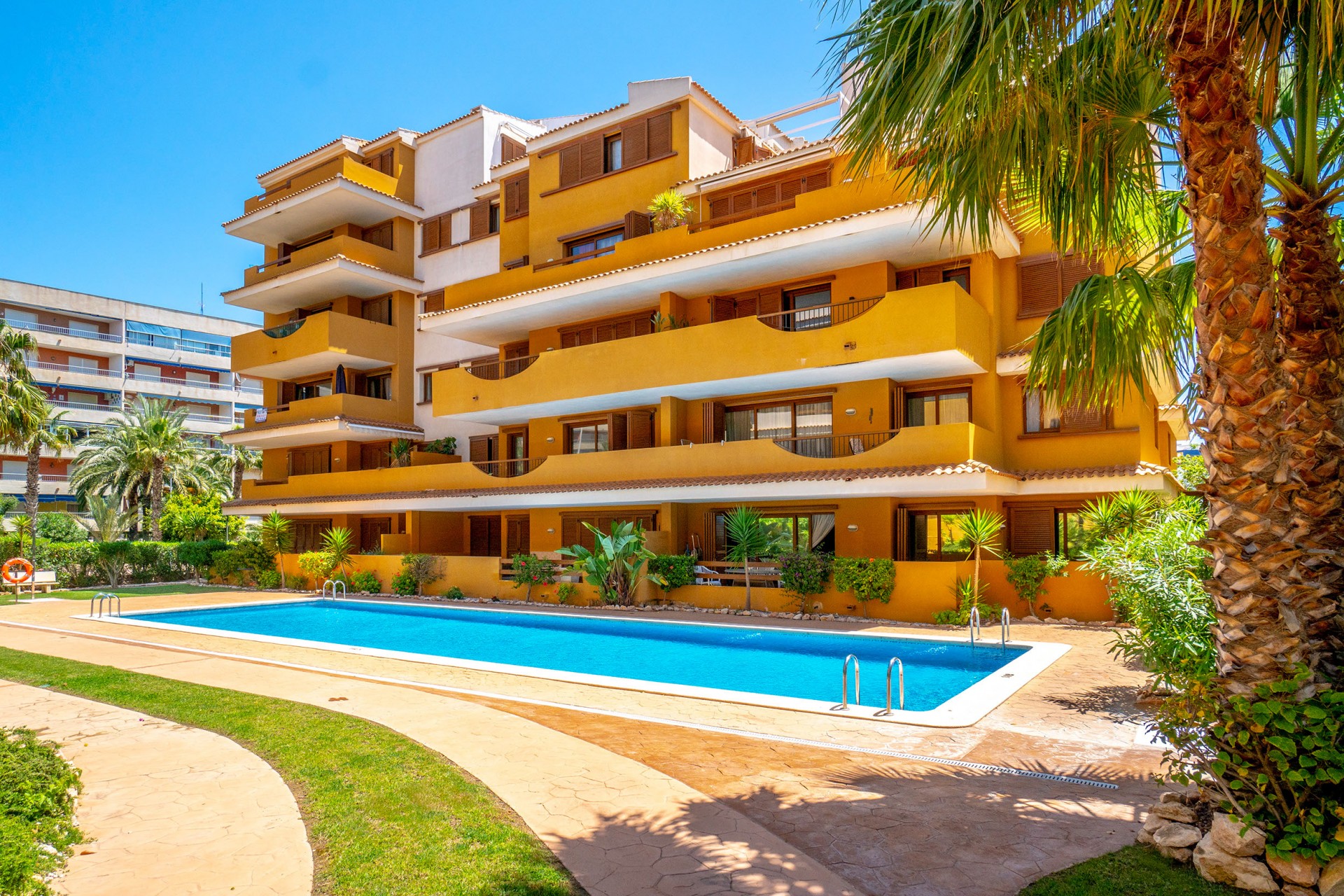 Aus zweiter Hand - Wohnung -
Punta Prima - Costa Blanca