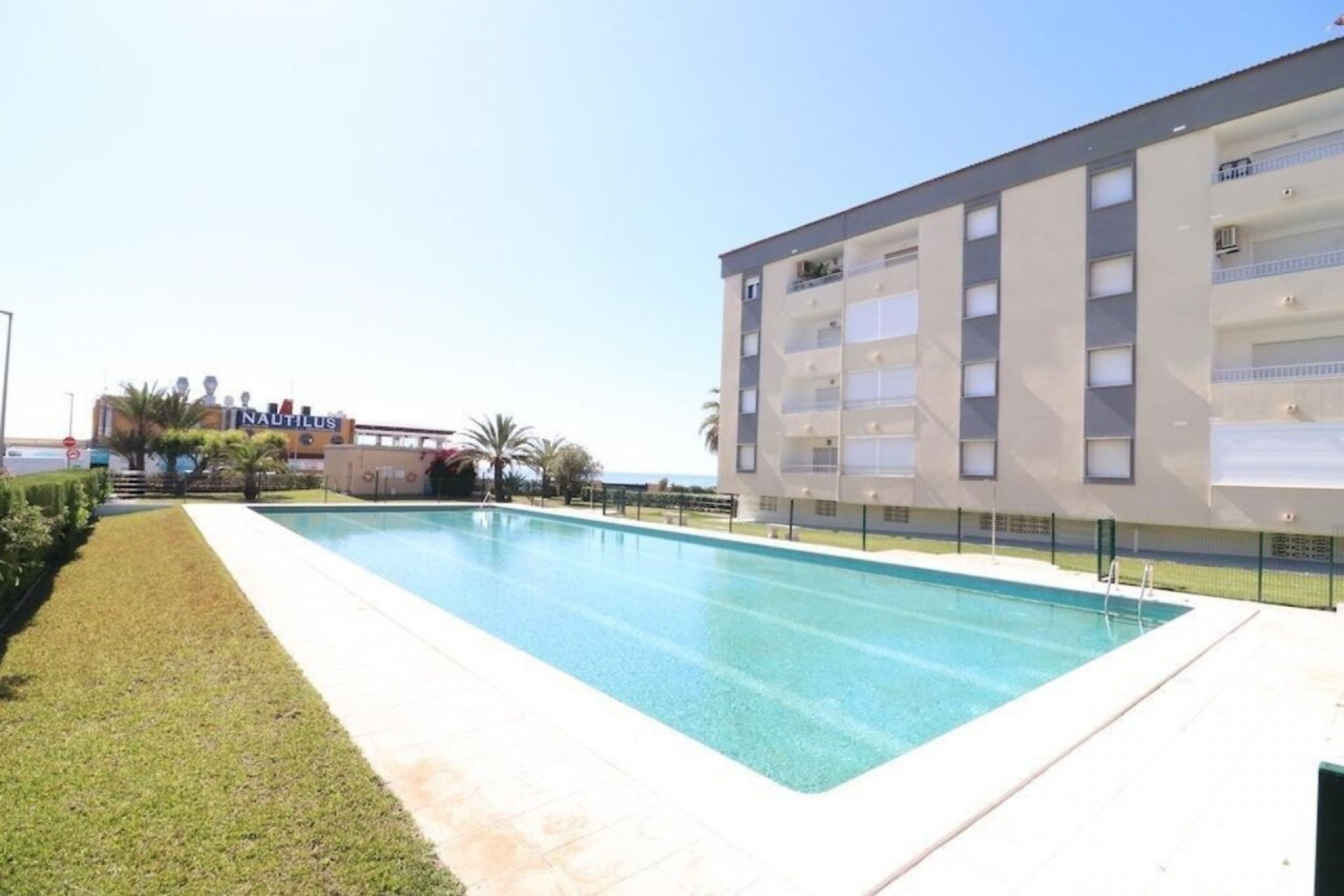 Aus zweiter Hand - Wohnung -
Punta Prima - Costa Blanca