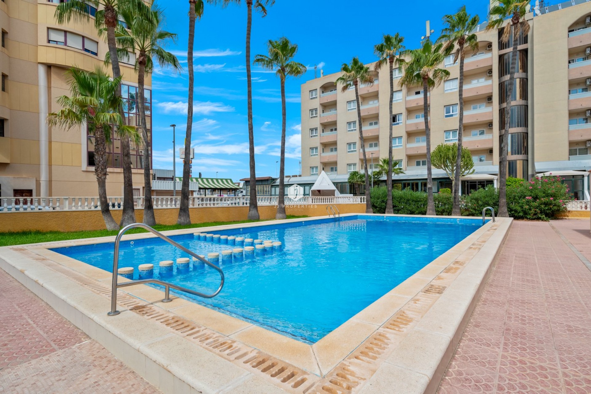 Aus zweiter Hand - Wohnung -
Punta Prima - Costa Blanca