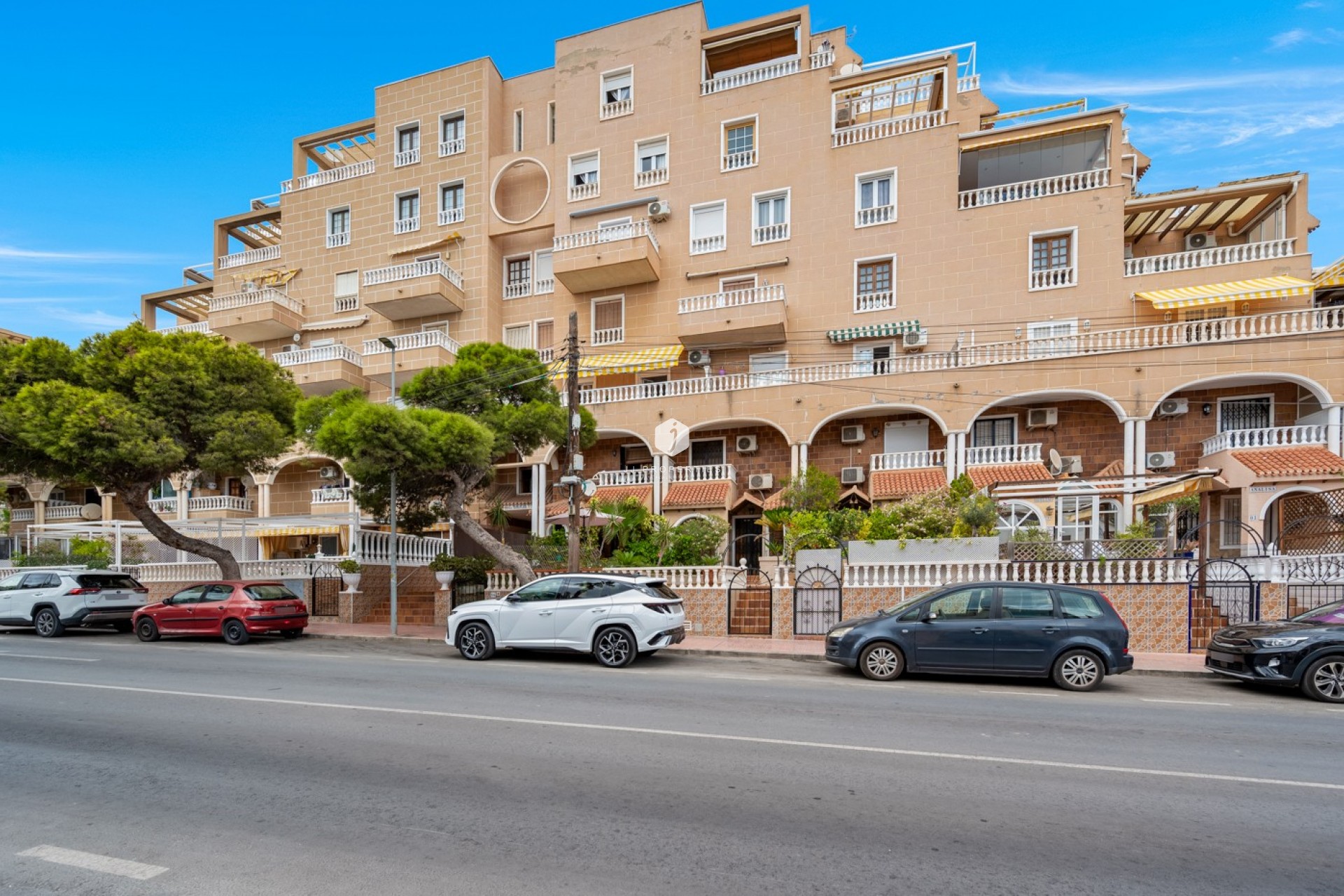 Aus zweiter Hand - Wohnung -
Punta Prima - Costa Blanca