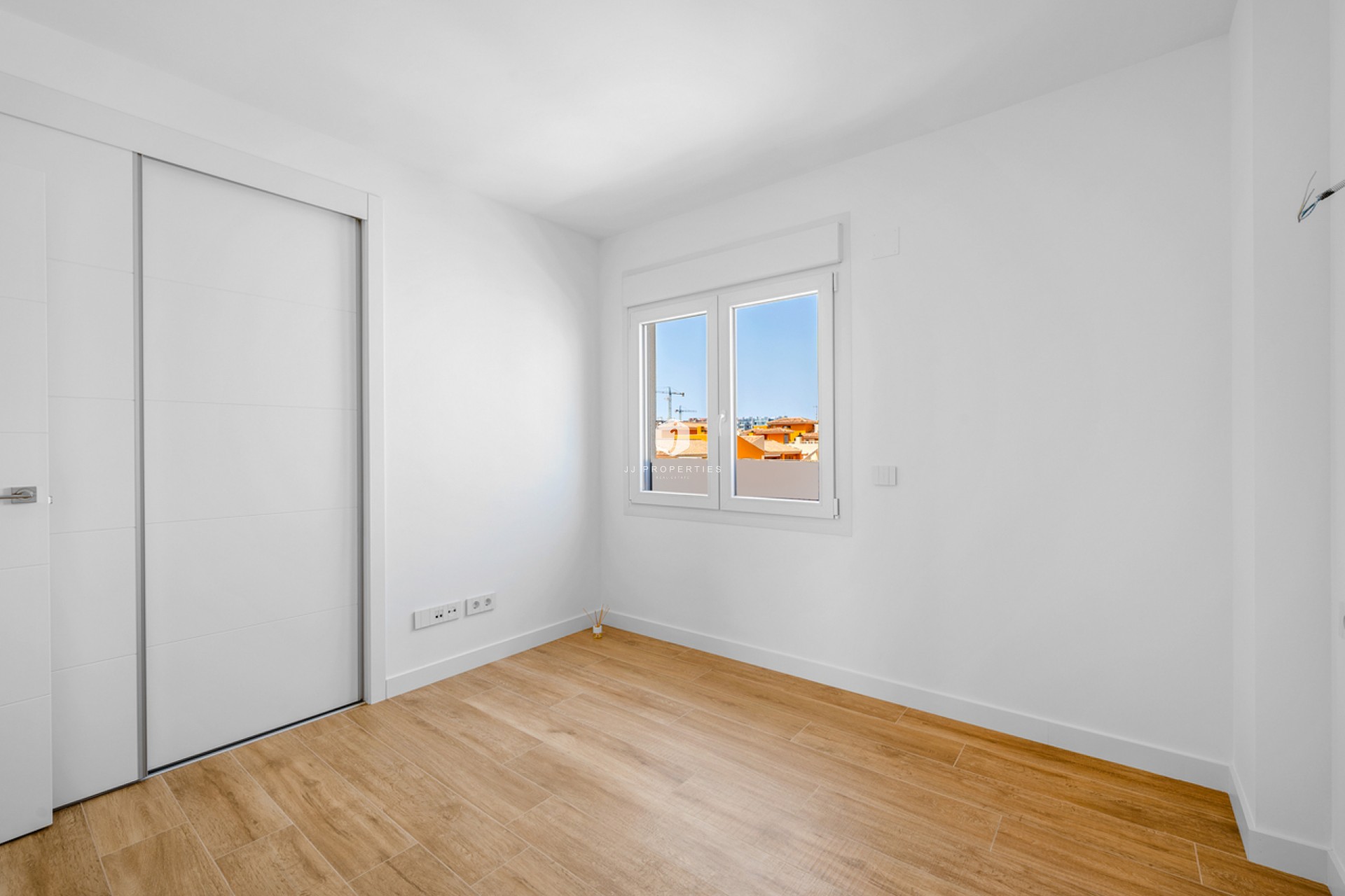 Aus zweiter Hand - Wohnung -
Punta Prima - Costa Blanca